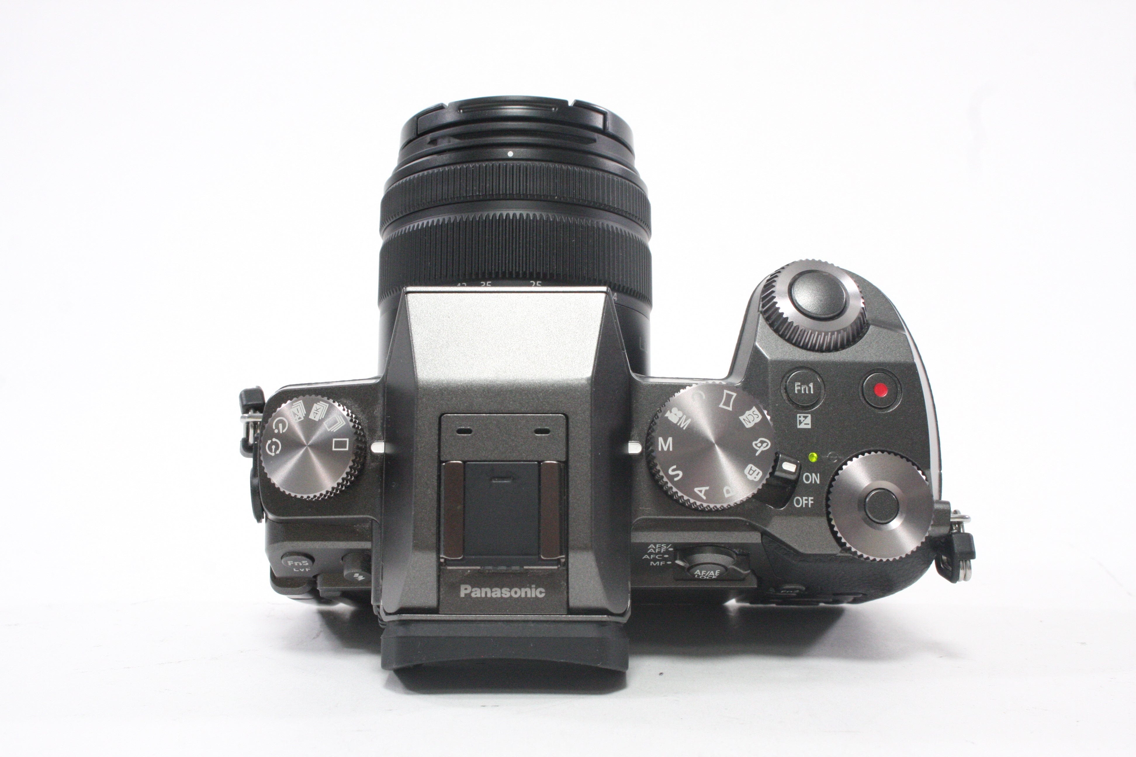 Panasonic Lumix DMC-G7 Digital Mirrorless with 14-42mm f/3.5-5.6 G Vario ASPH Lens