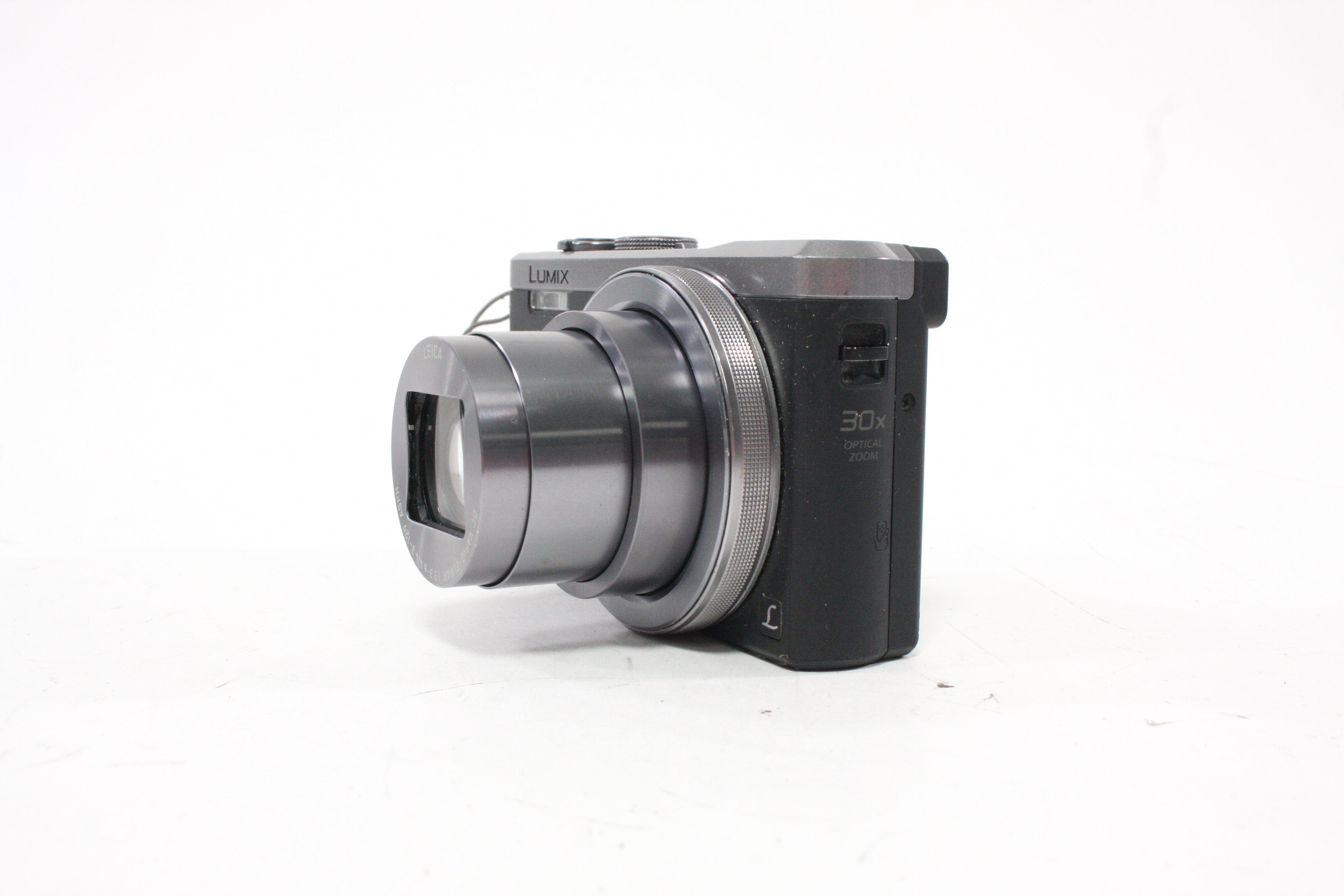 Panasonic Lumix DMC-ZS40 Digital Point-and-Shoot Camera 30x Zoom 18.1mp