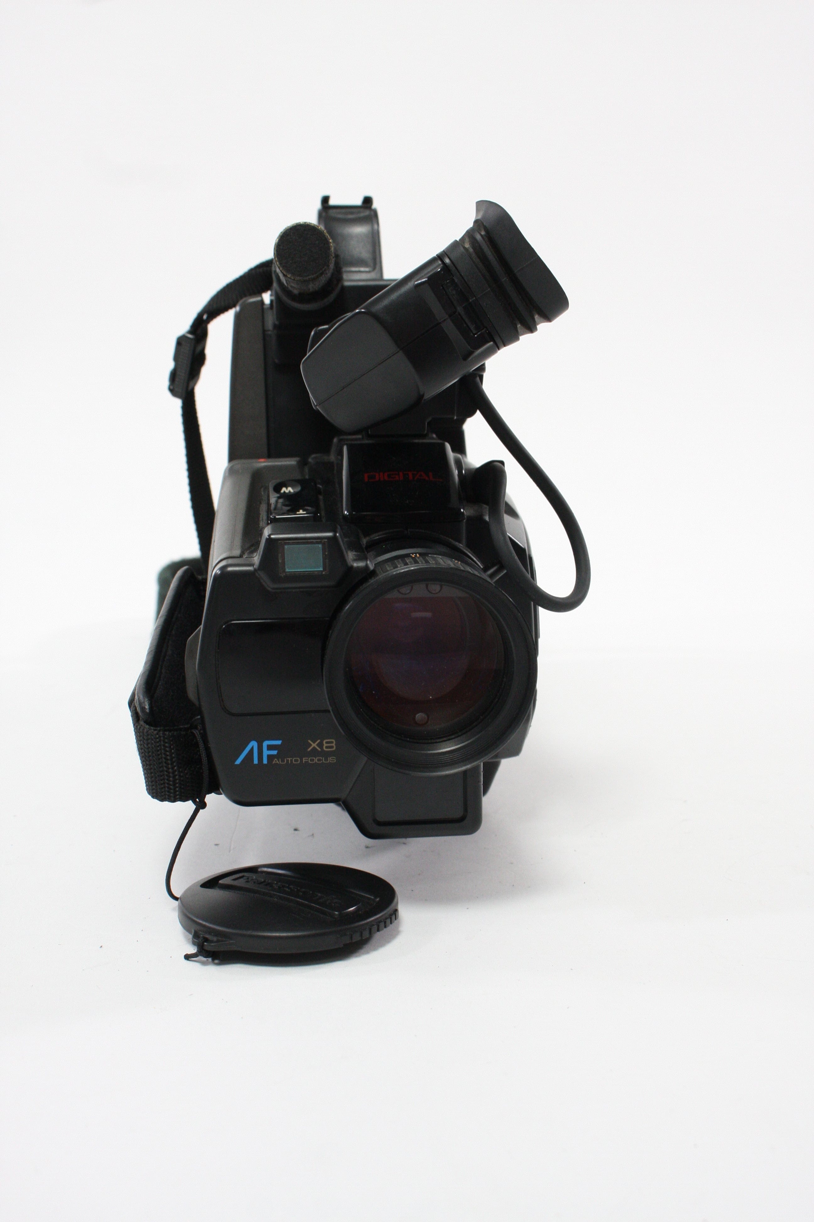 Panasonic OmniMovie HQ Camcorder Model PV-330D
