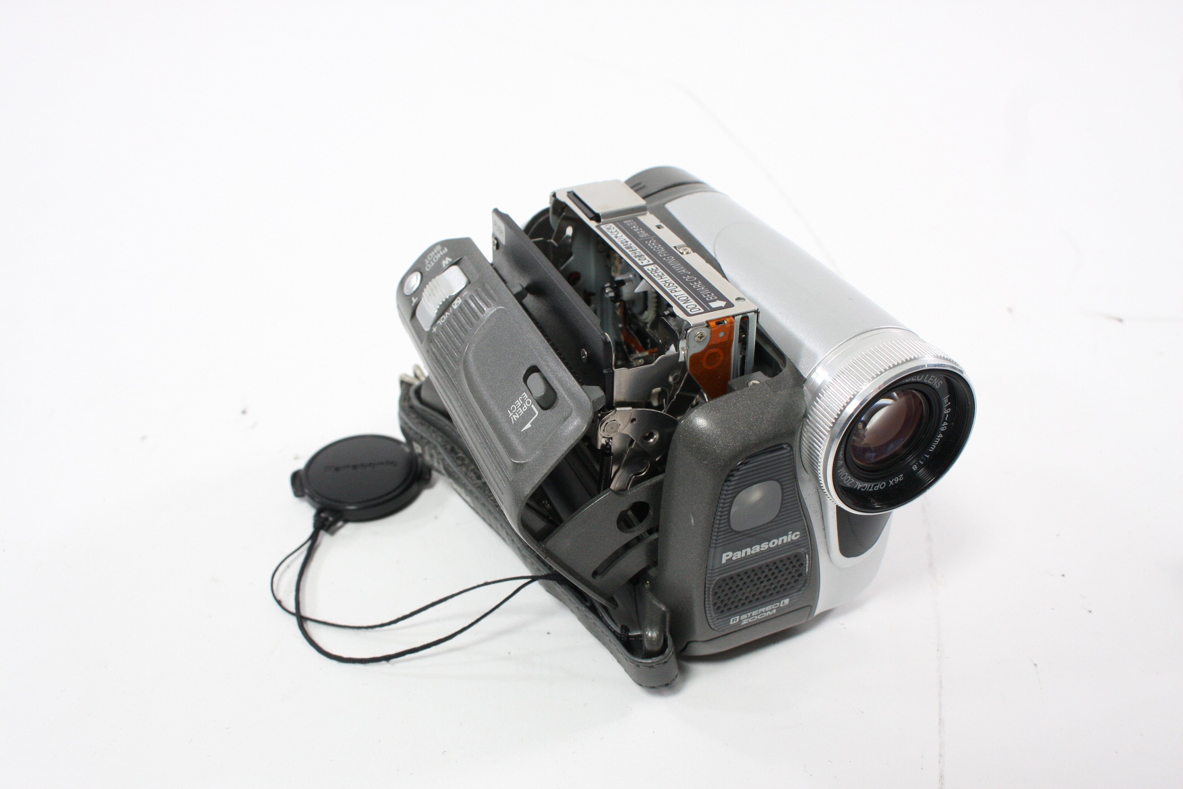 Panasonic PV-GS31 Mini-DV Camcorder
