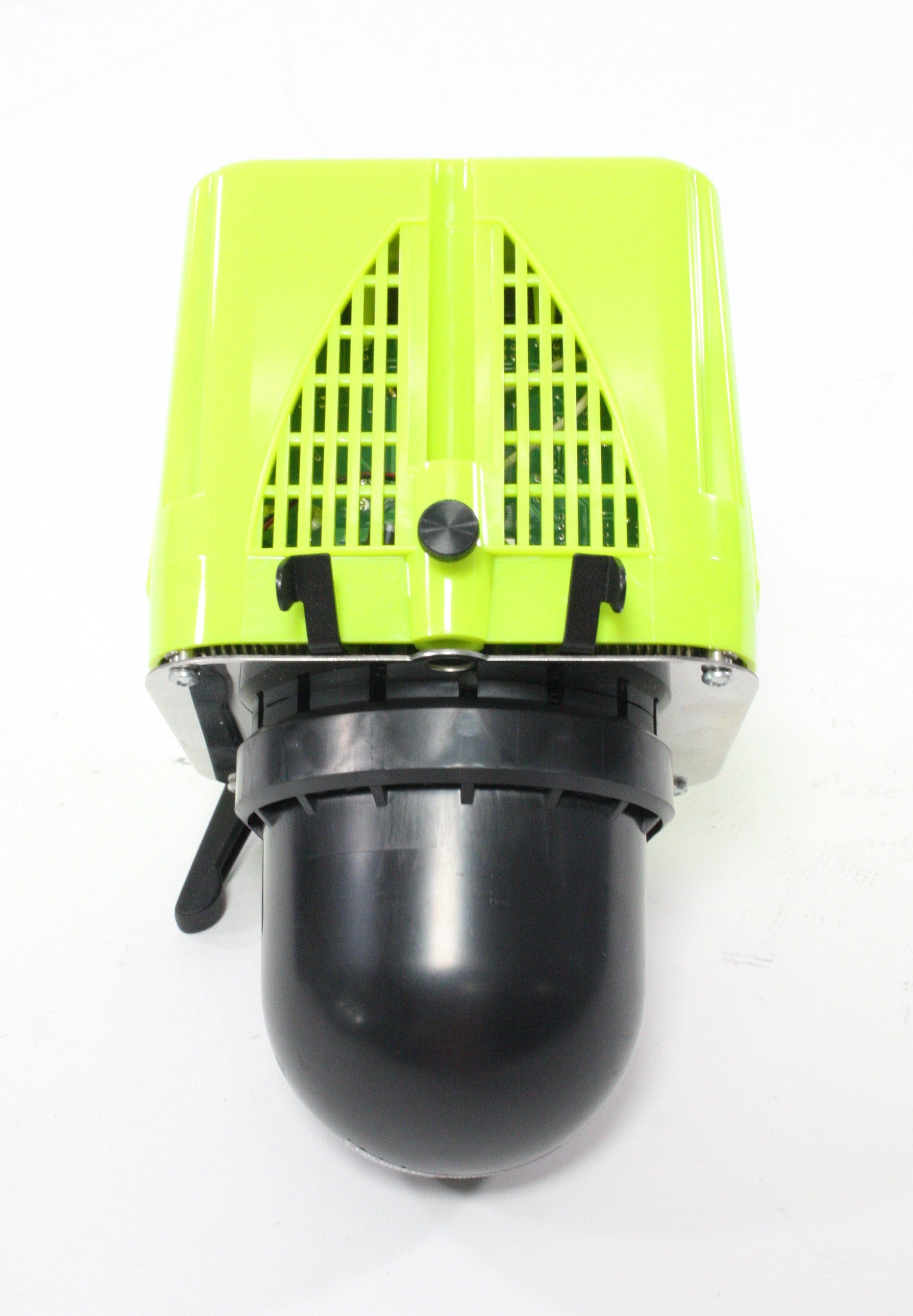 Paul C. Buff AlienBees(tm)  B400 (160Ws) Flash Unit with Reflector