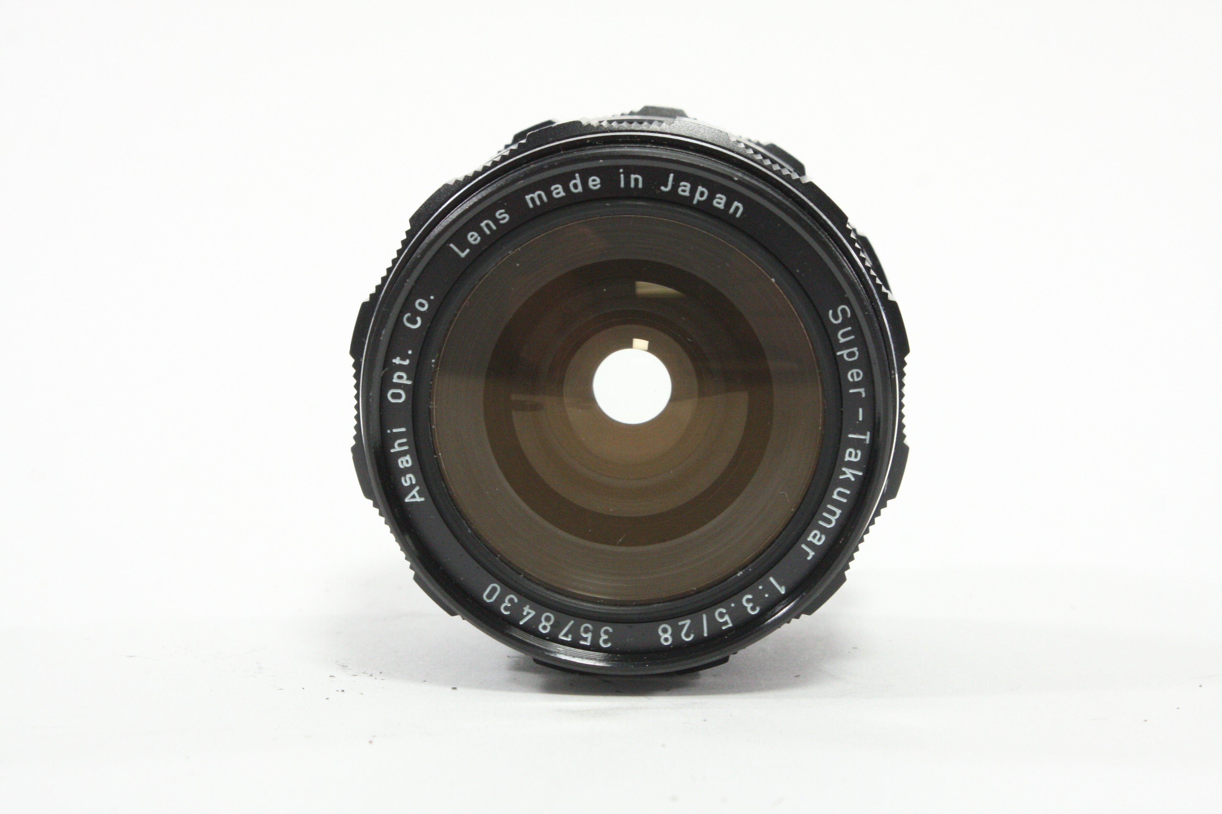 Pentax 28mm f/3.5 Super-Takumar Lens for M42 Mount