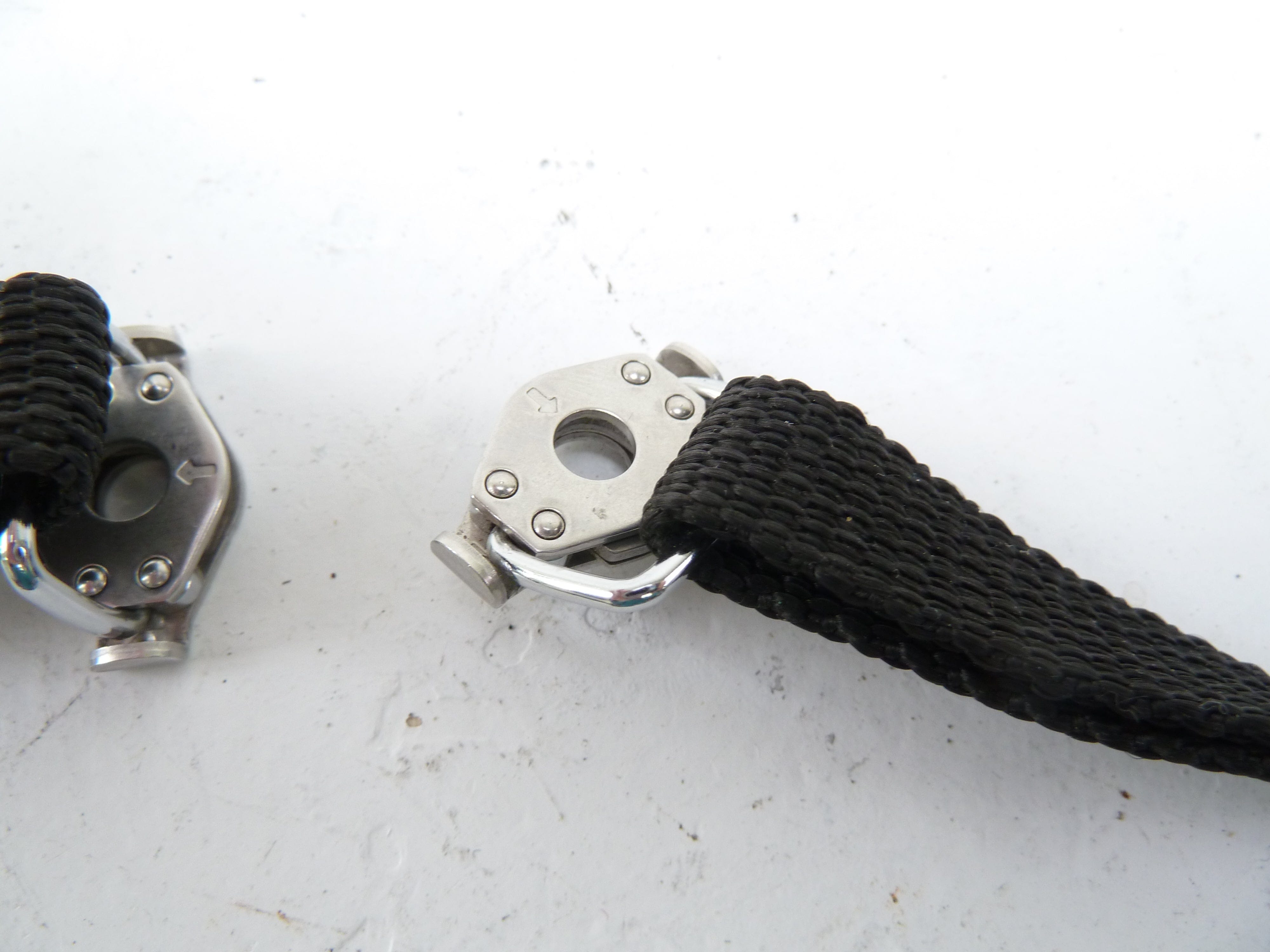 Pentax 6X7 Deluxe Neck and Shoulder Strap with Original Pentax Clips
