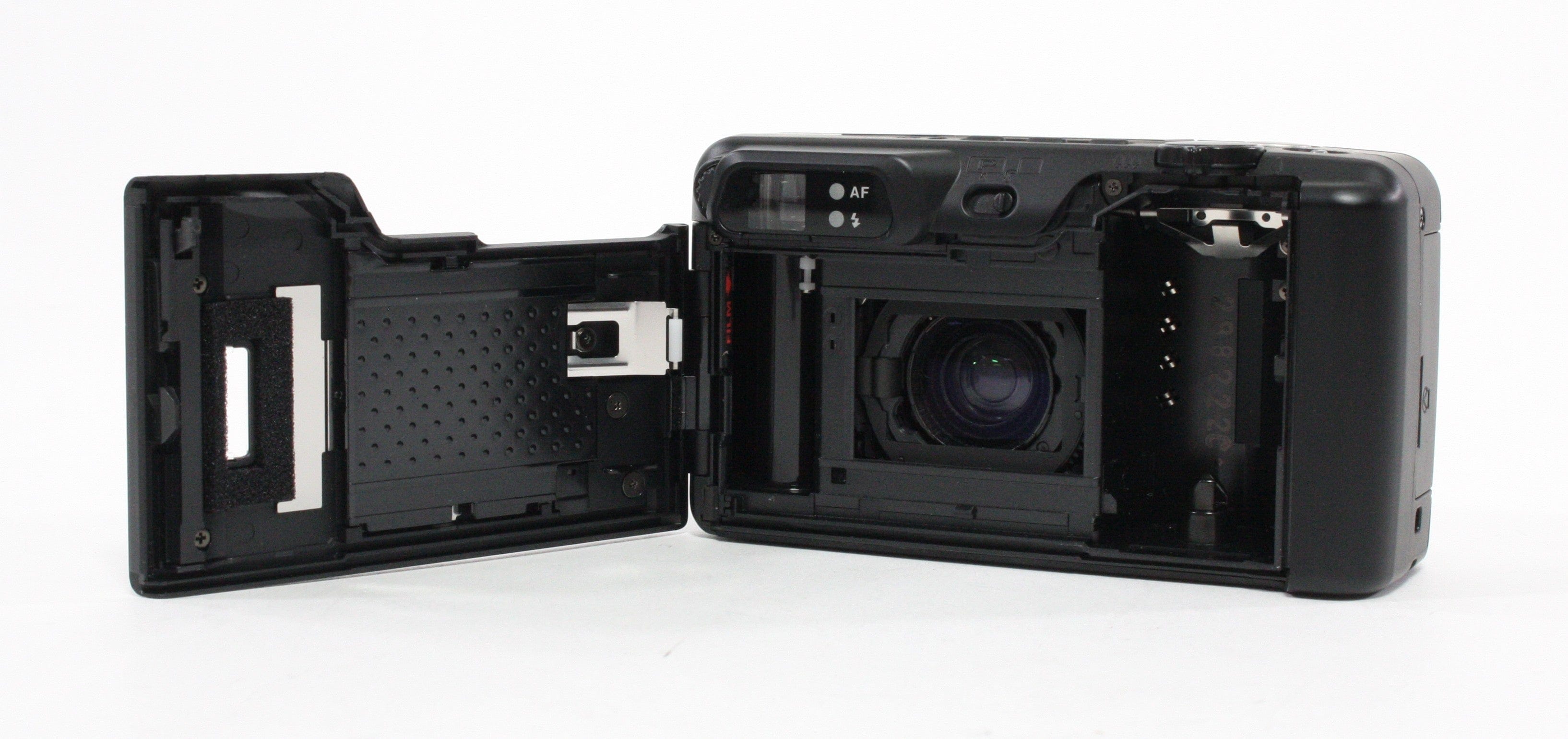 Pentax IQZoom 115g 35mm Camera