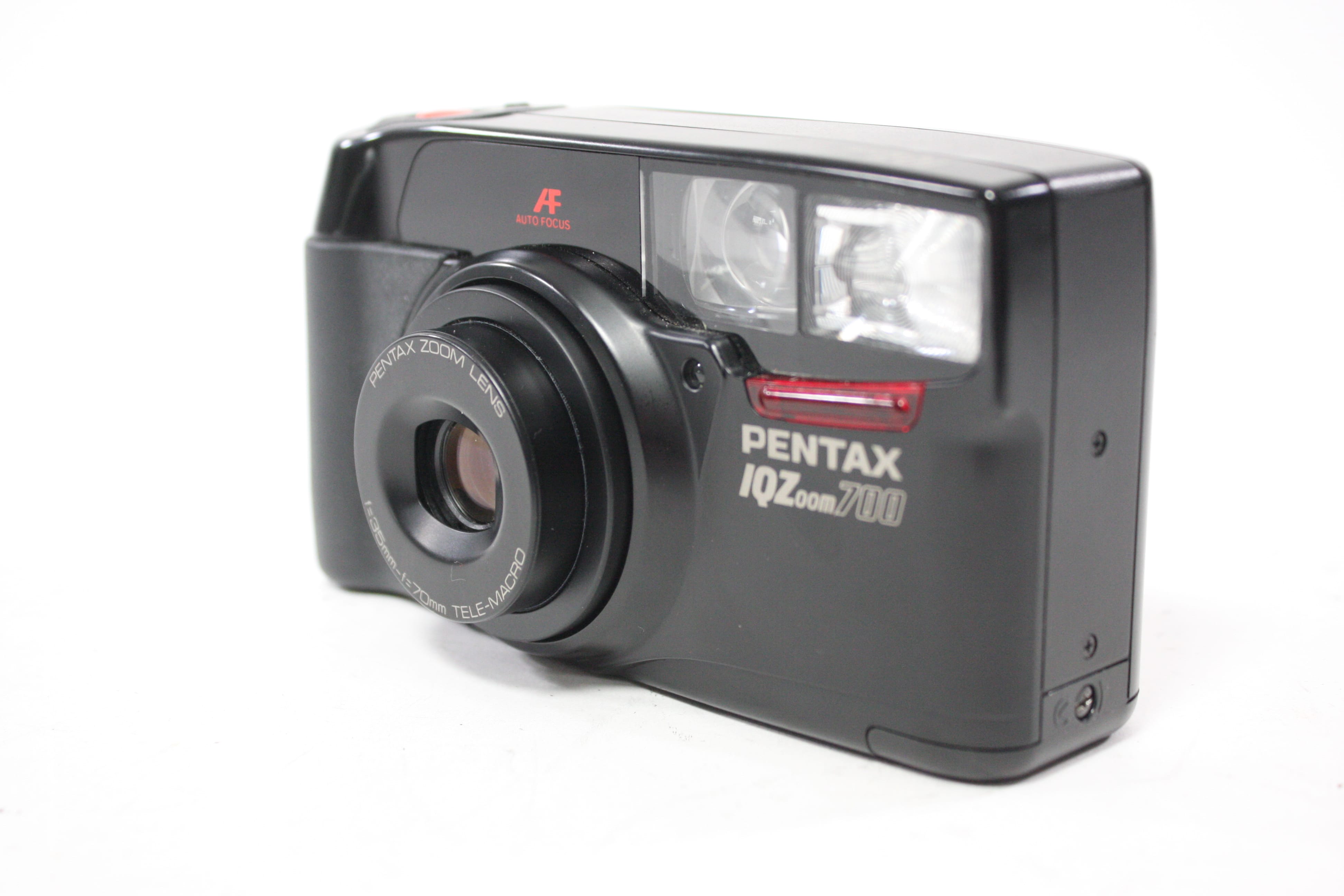 Pentax IQZoom 700 35mm Point and Shoot Camera
