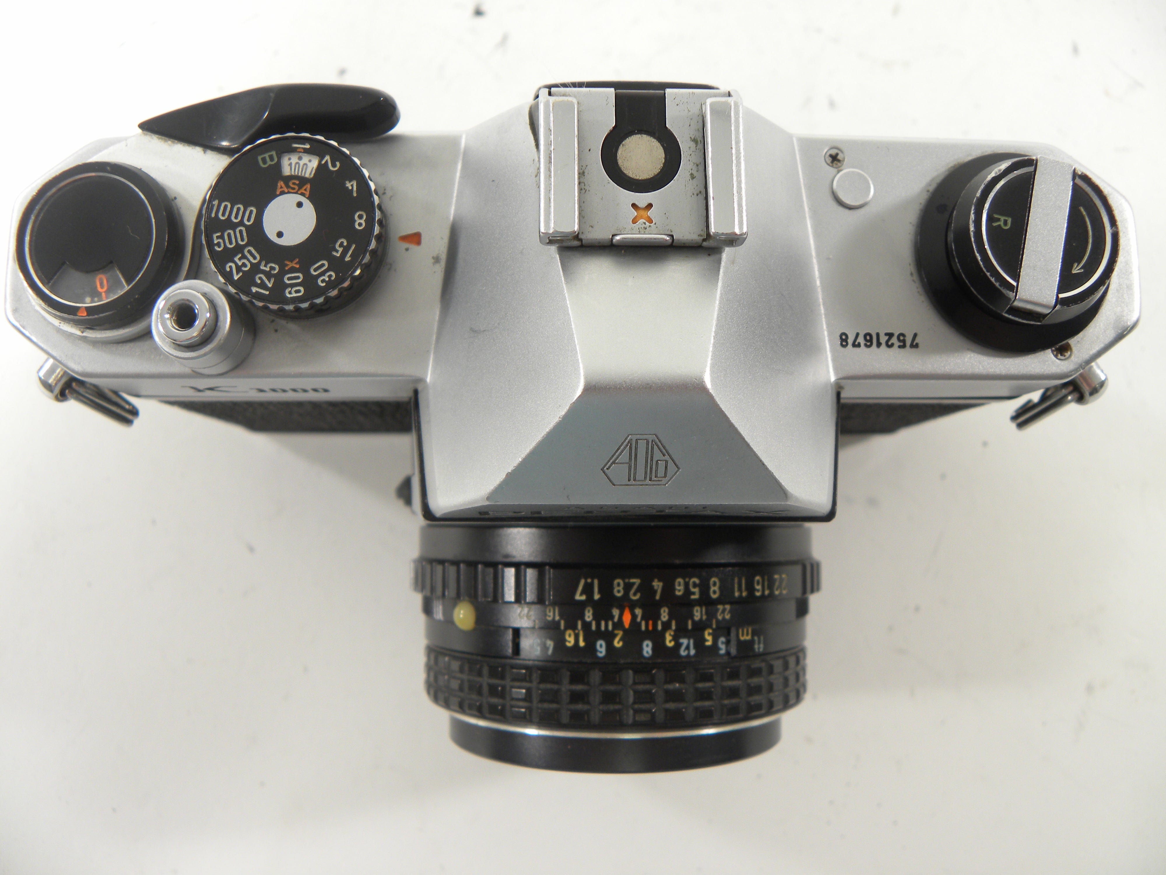 Pentax K-1000 35mm SLR w/SMC Pentax-M 50mm f1.7