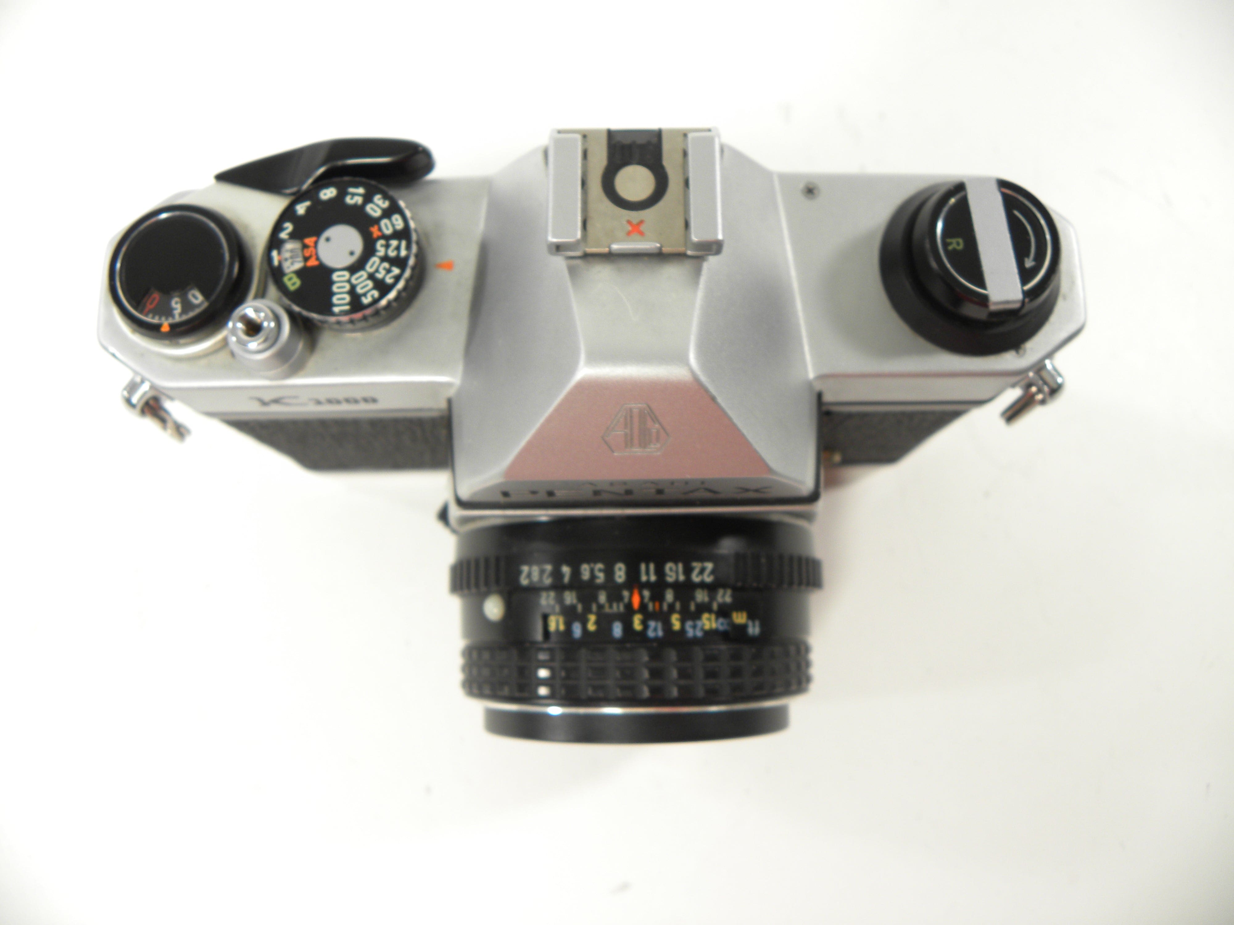 Pentax K-1000 35mm SLR w/ SMC Pentax-M 50mm f2