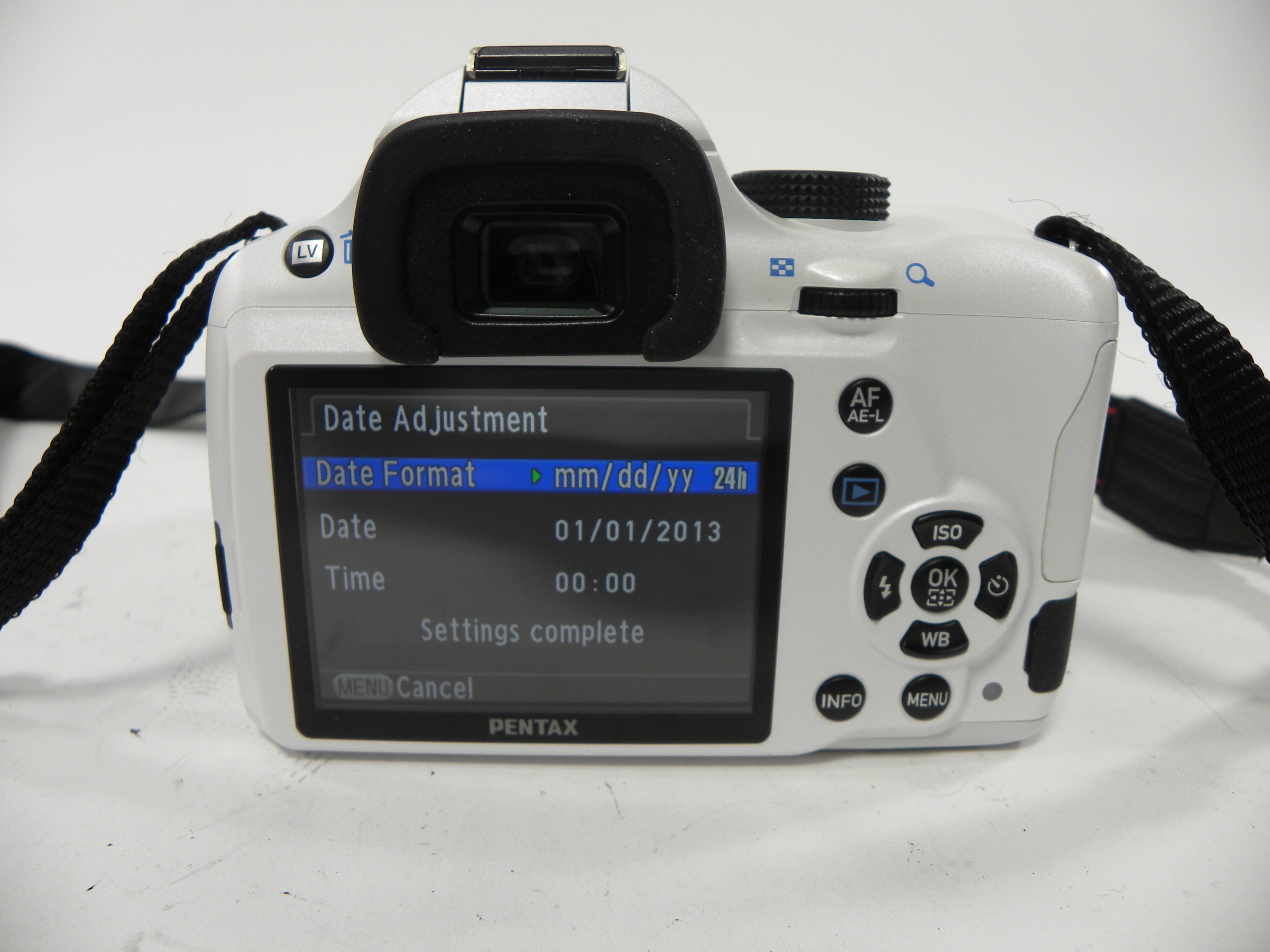 Pentax K-50 SR 16.3mp Digital SLR w/Pentax-DAL 18-55 AL WR Shutter Ct.1,721