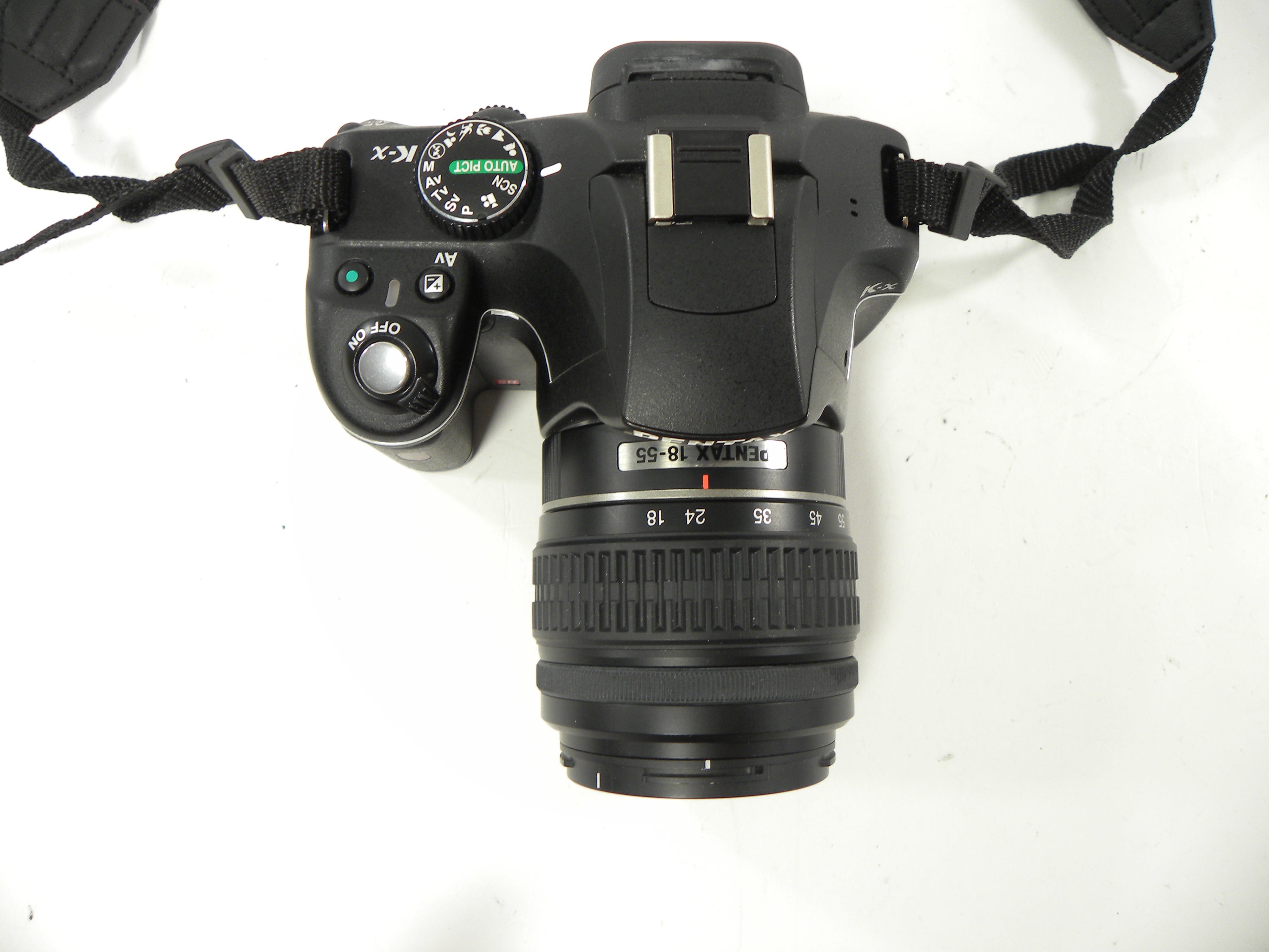 Pentax K-x 12.4mp Digital SLR w/SMC Pentax-DAL 18-55 f3.5-5.6