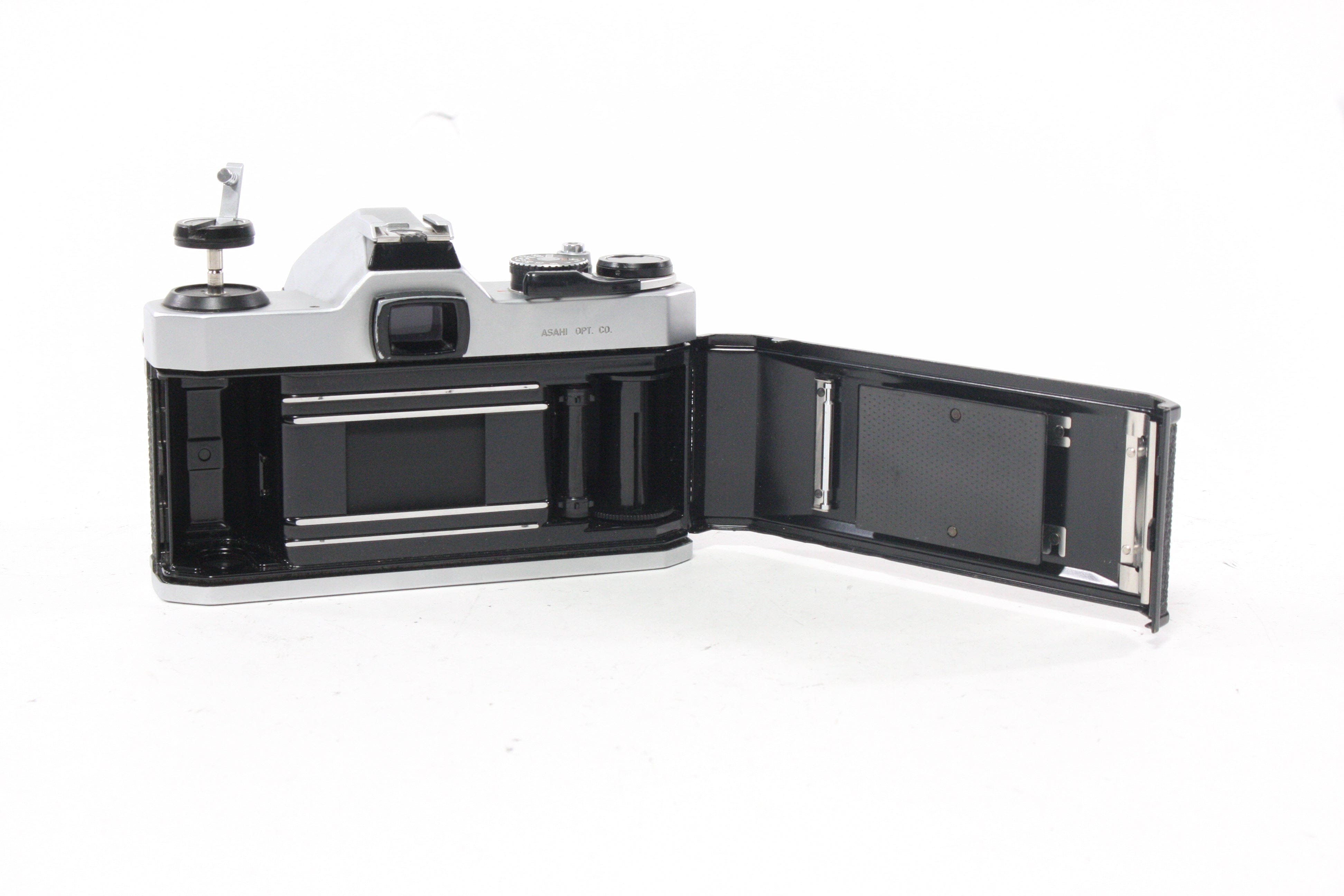Pentax K1000 35mm SLR Camera with 50mm f/2.0 Lens