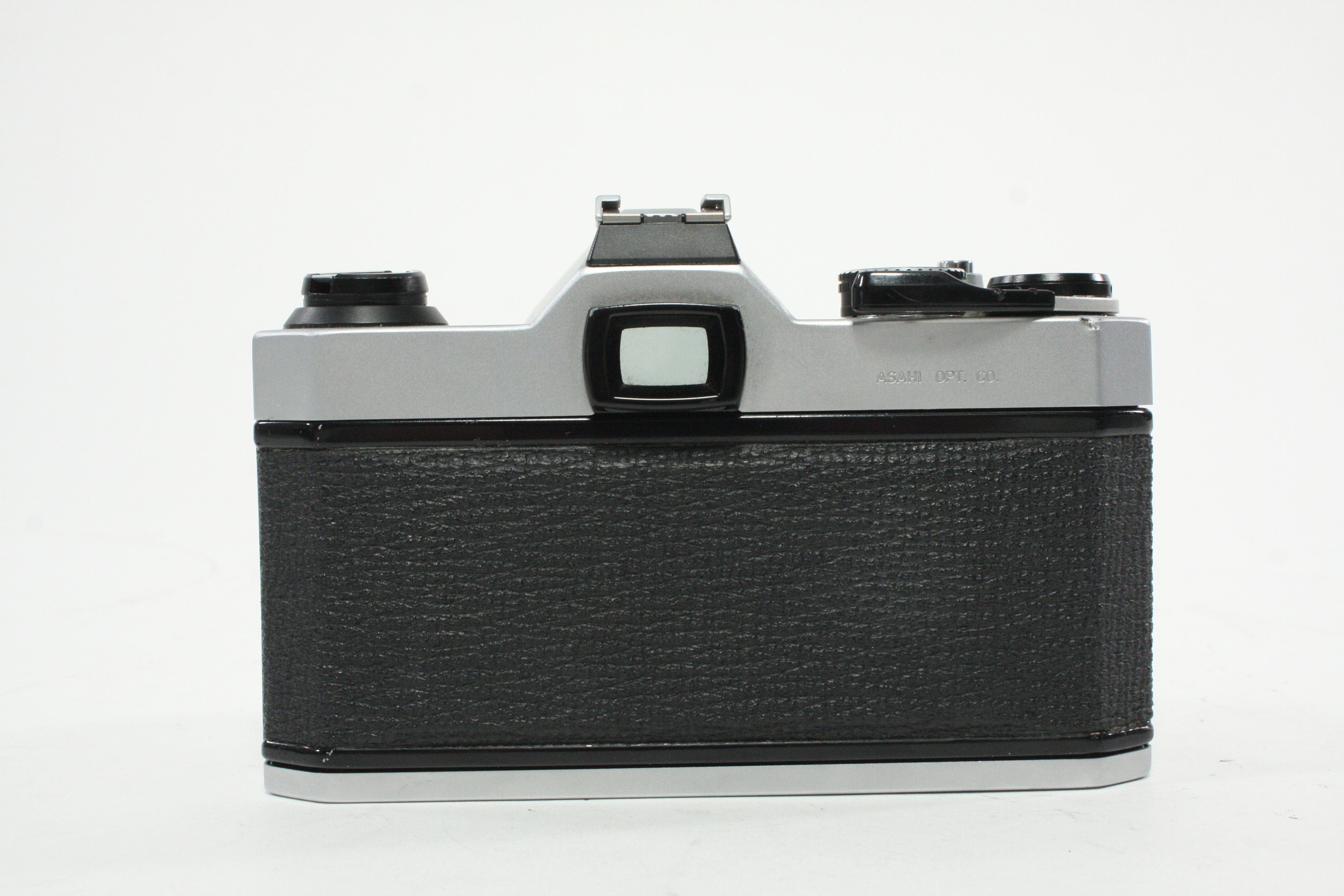 Pentax K1000 SLR Camera with 50mm f/2 Lens