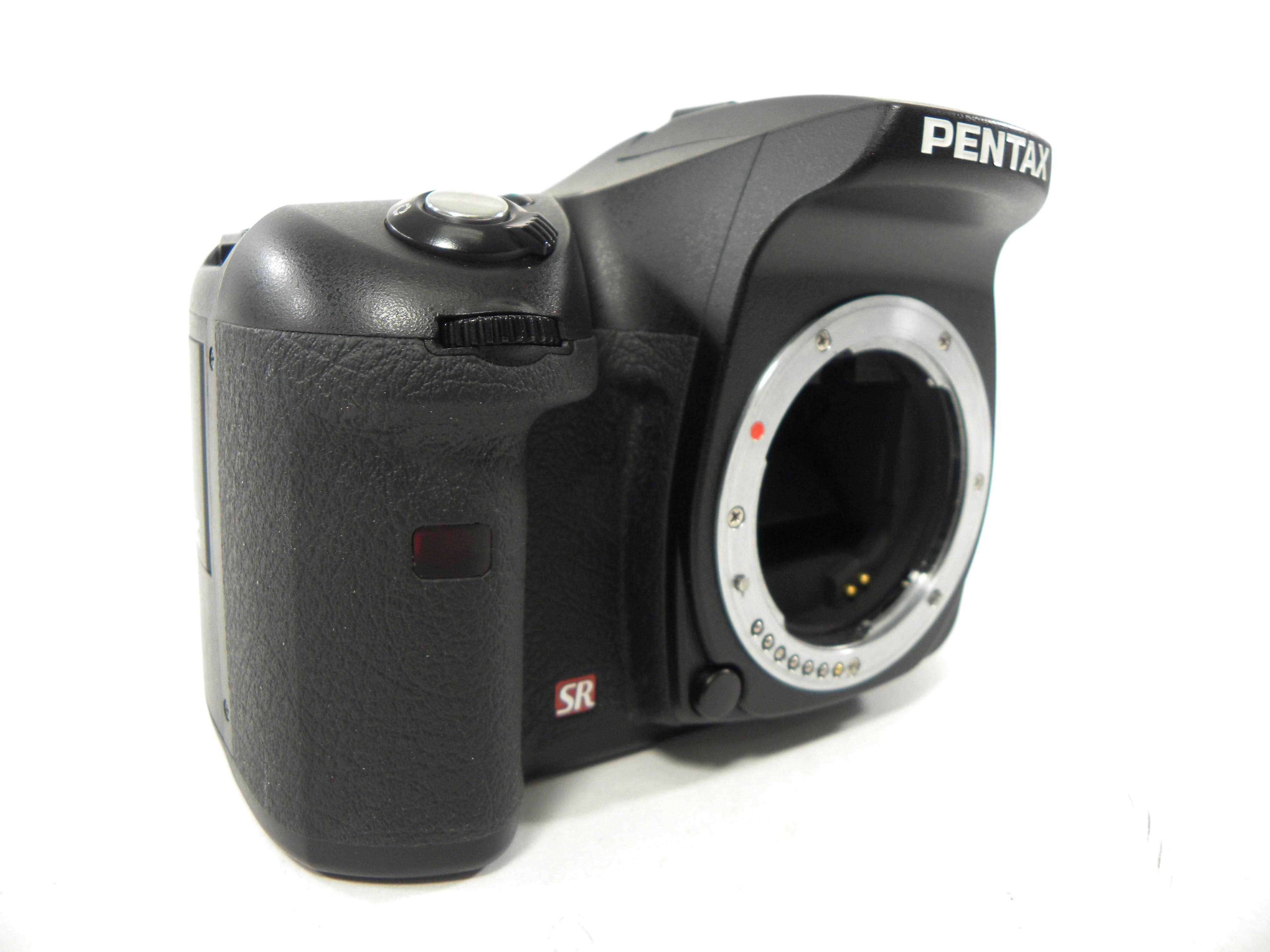 Pentax K10D 10.2mp Digital SLR Body Only Shutter Ct. 3,002