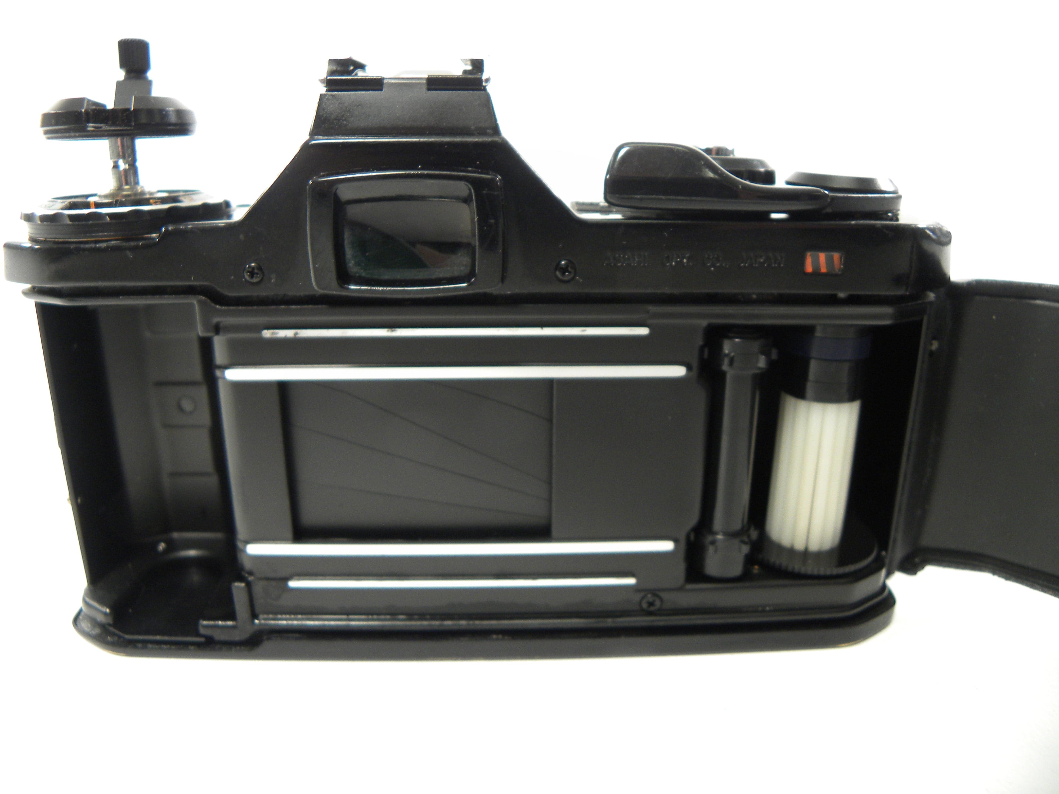 Pentax ME 35mm SLR w/ SMC Pentax-M 50mm f2