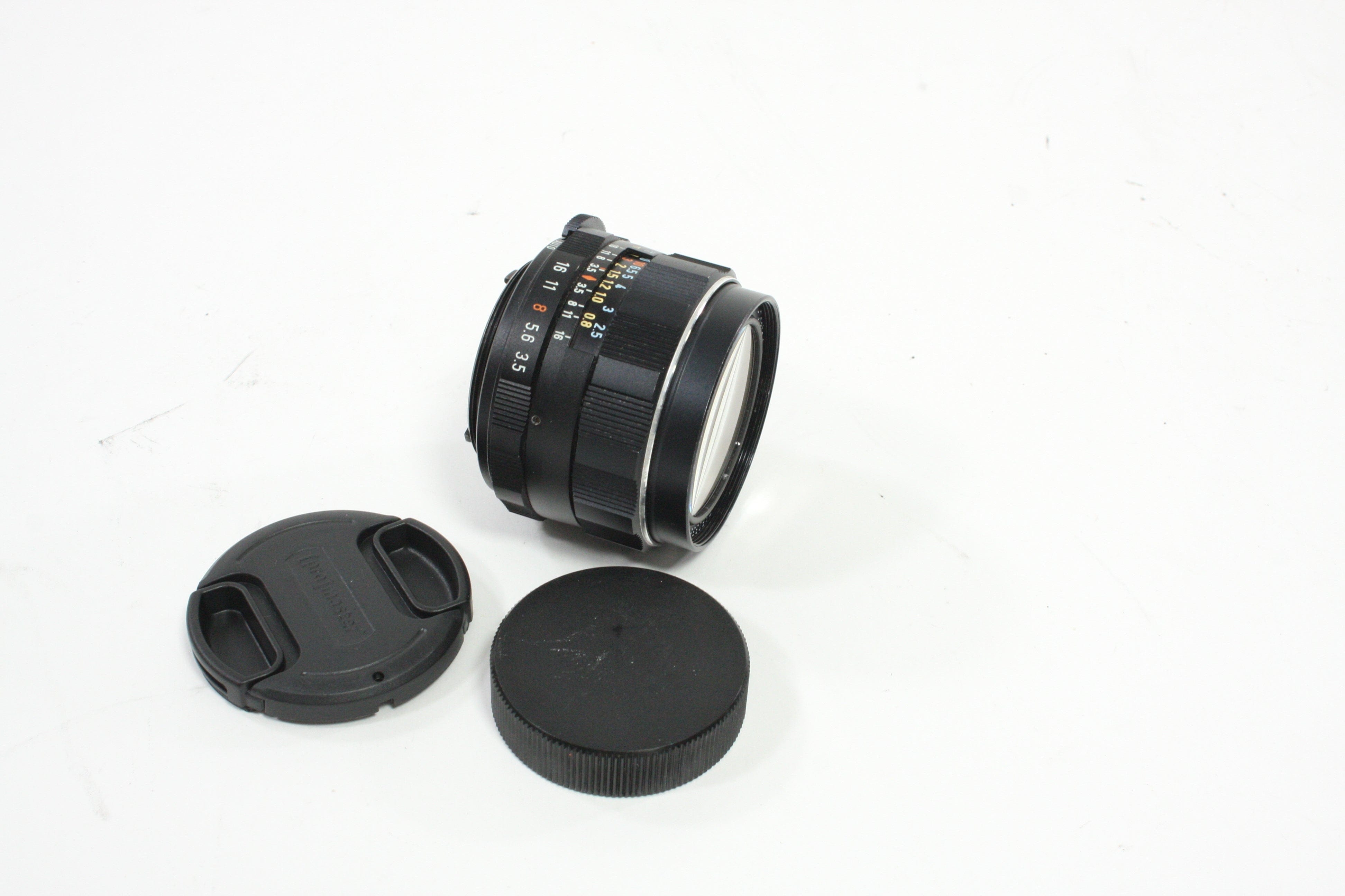 Pentax Takumar 28mm f/3.5 Super-Multi Coated for M42 Screw Mount