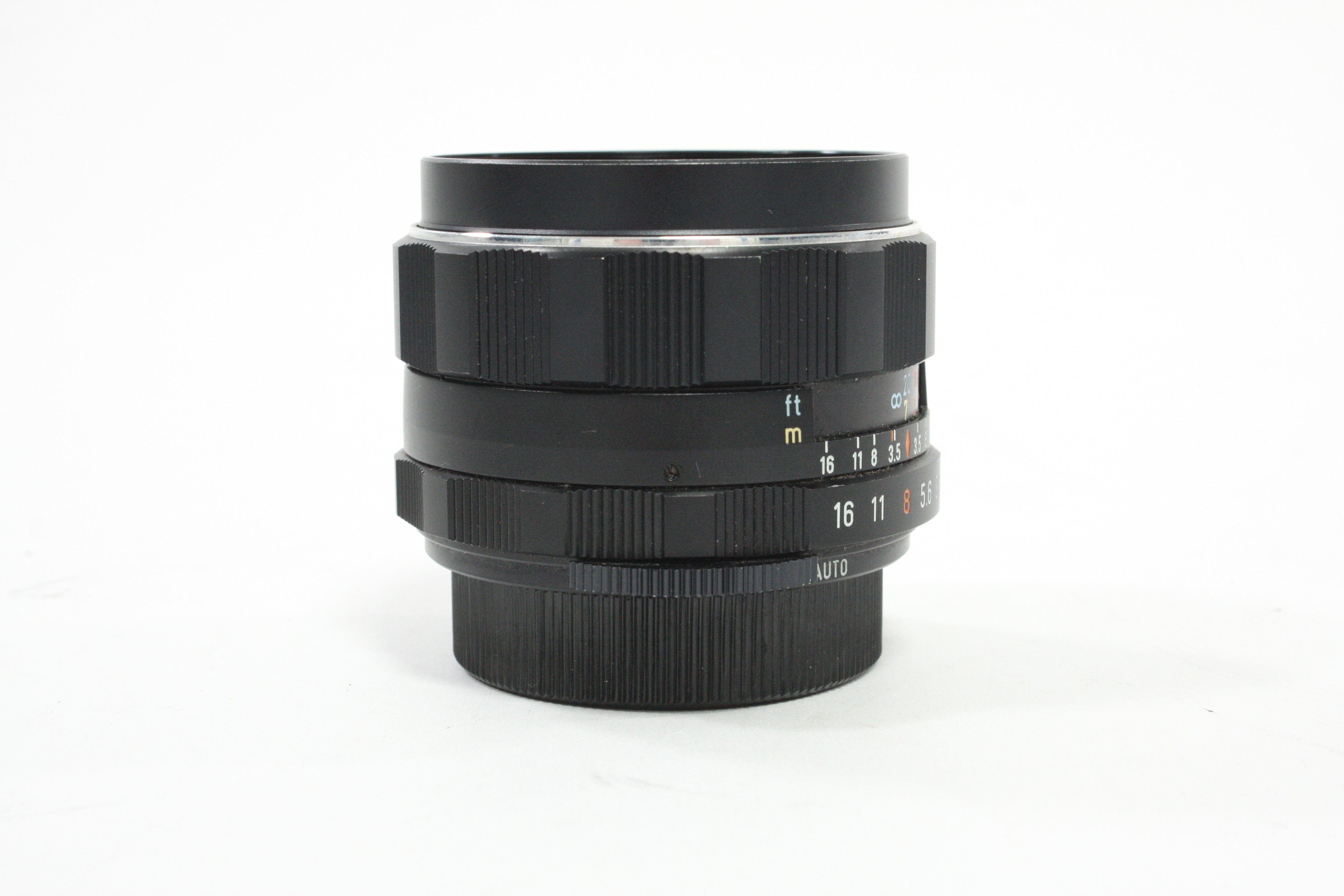 Pentax Takumar 28mm f/3.5 Super-Multi Coated for M42 Screw Mount