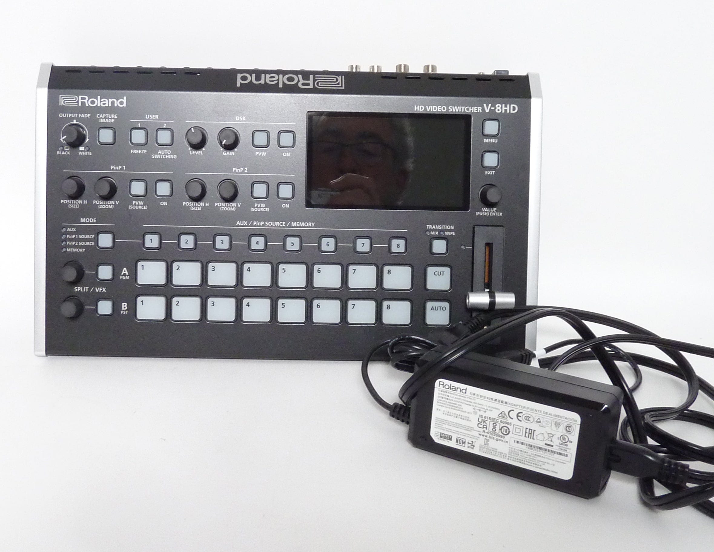 Roland V-8HD HDMI Video Switcher