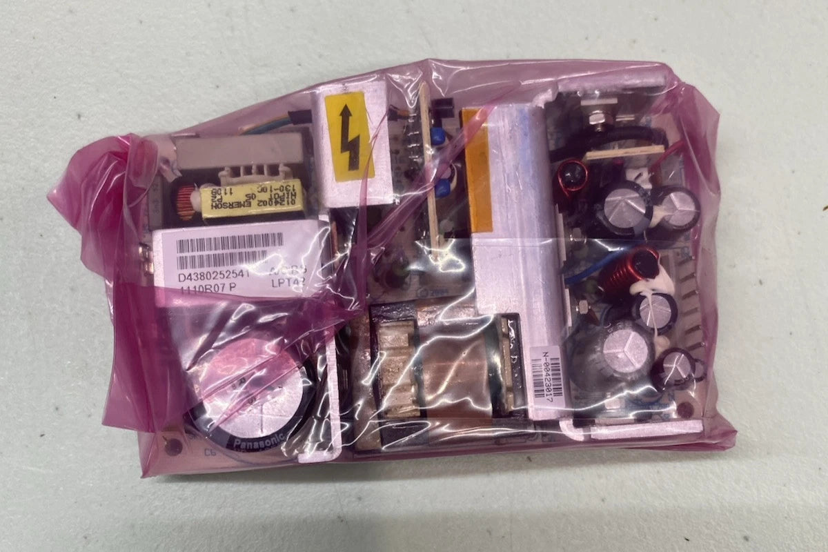 ASTEC Switching Power Supply LPT42 From (USA NEW