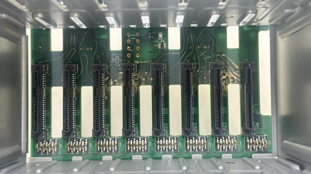 HPE 874568-B21 ML350 Gen10 8SFF Drive cage kit w/backplane SATA/SAS SC G10 SFF