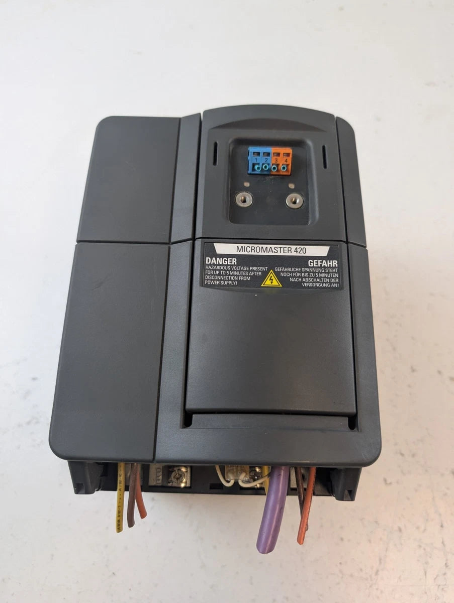 SIEMENS 6SE6420-2UD24-0BA1 Inverter Drive MICROMASTER 420 4KW 380V