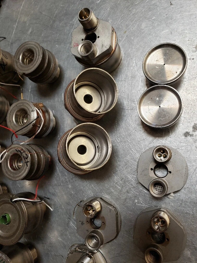 FOR PARTS lot TRANSMITTER 418-17054 AIRCRAFT PRESSURE FUEL AS PICTURED &Q1-FT66|256690785444