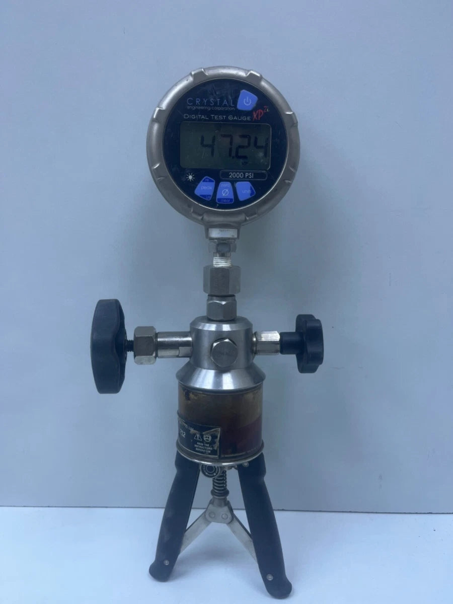 Druck PV212 Hydraulic Pressure Pump 10,000psi/ 700 Bar