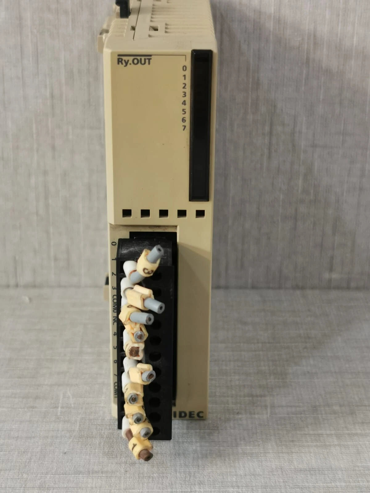 IDEC FC4A-R081 INDUSTRIAL CONTROL SYSTEM 24VDC 40mA 5VDC|276563477505