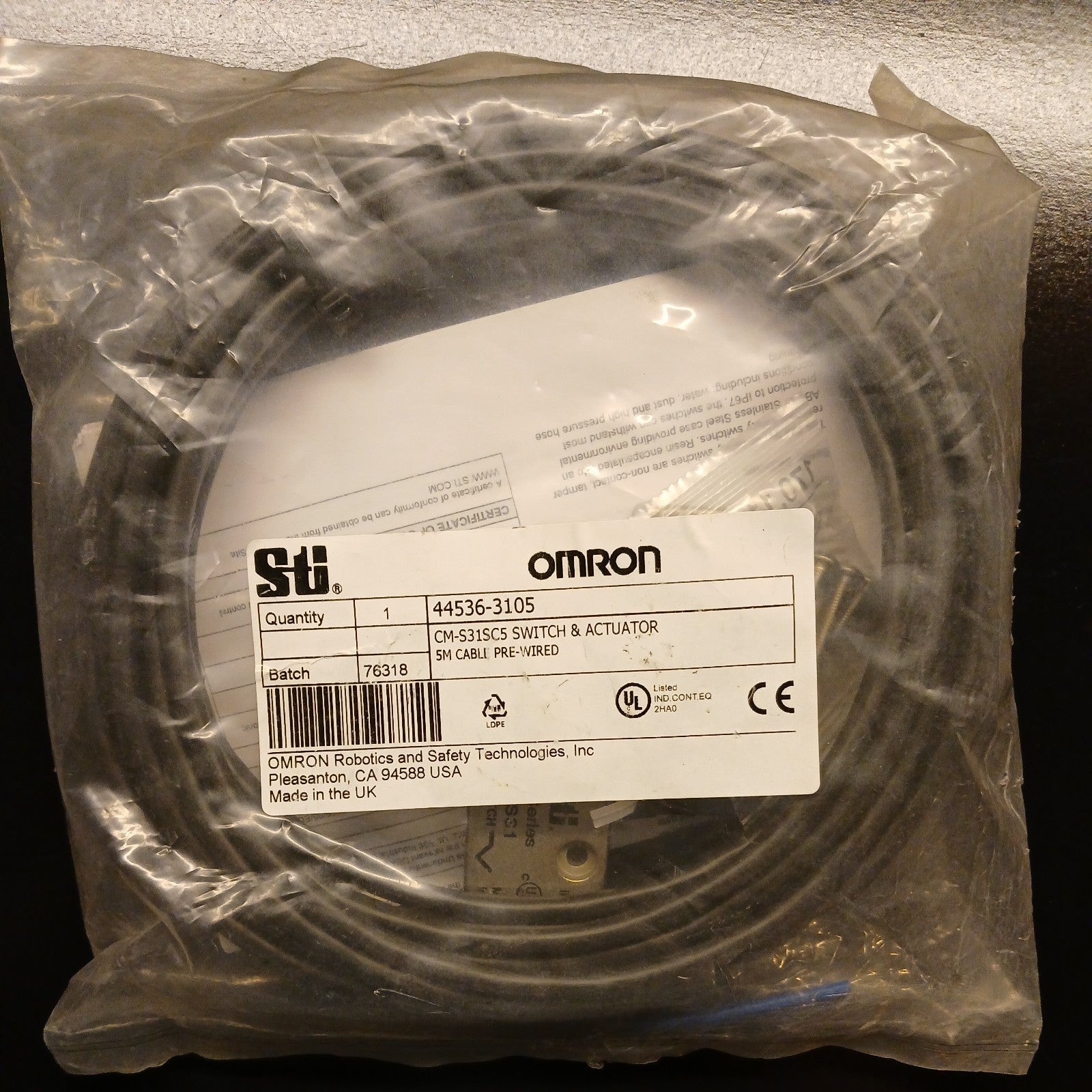 CM-S31SC5 INTERLOCK MAGNETIC Safety Switch Actuator Omron 44536-3105 |286566157913