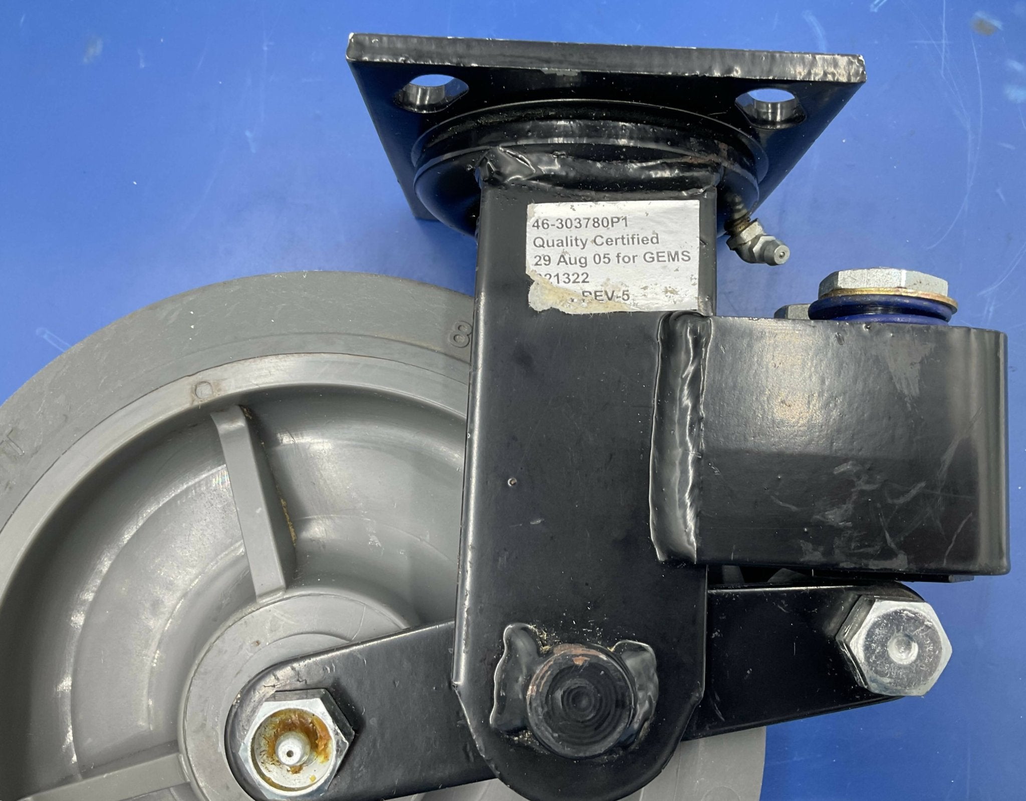 SHOCK ABSORBING SPRING CASTER (46-303780P1 GE