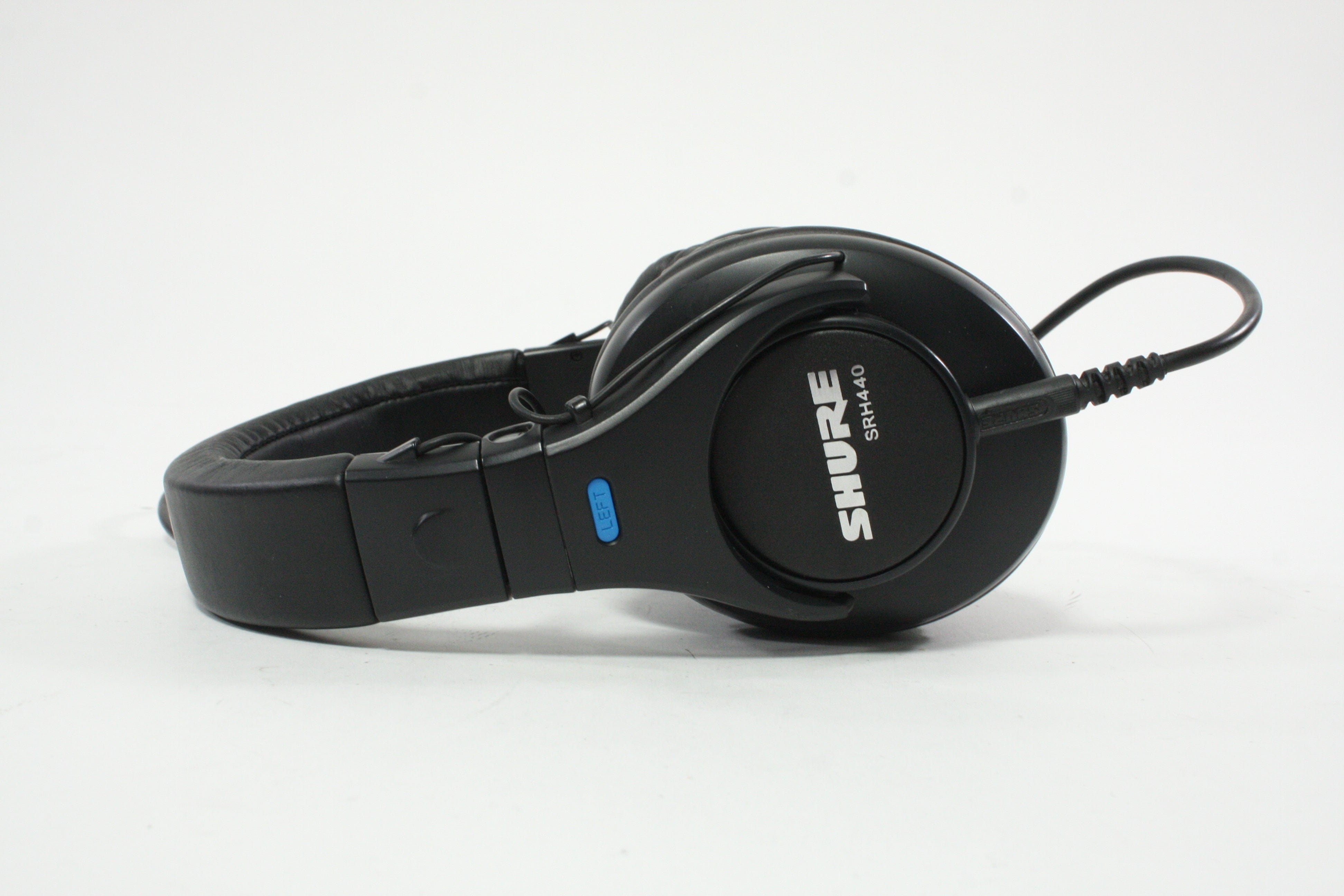 Shure SRH440 Professional Studio Headphones
