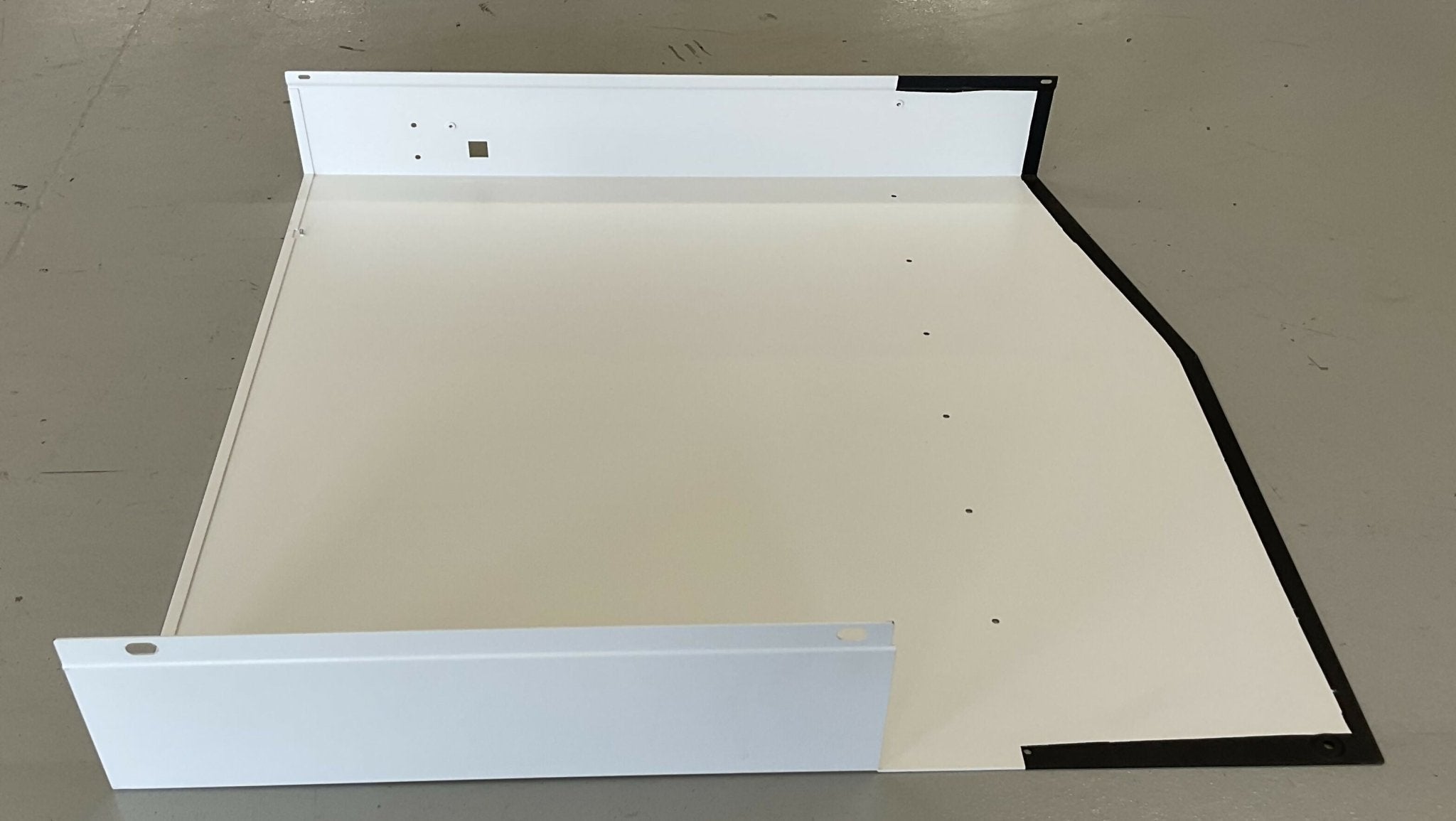 SIDE COVER (46-303785G1 REV A/46-270409G1) GE AMX 4