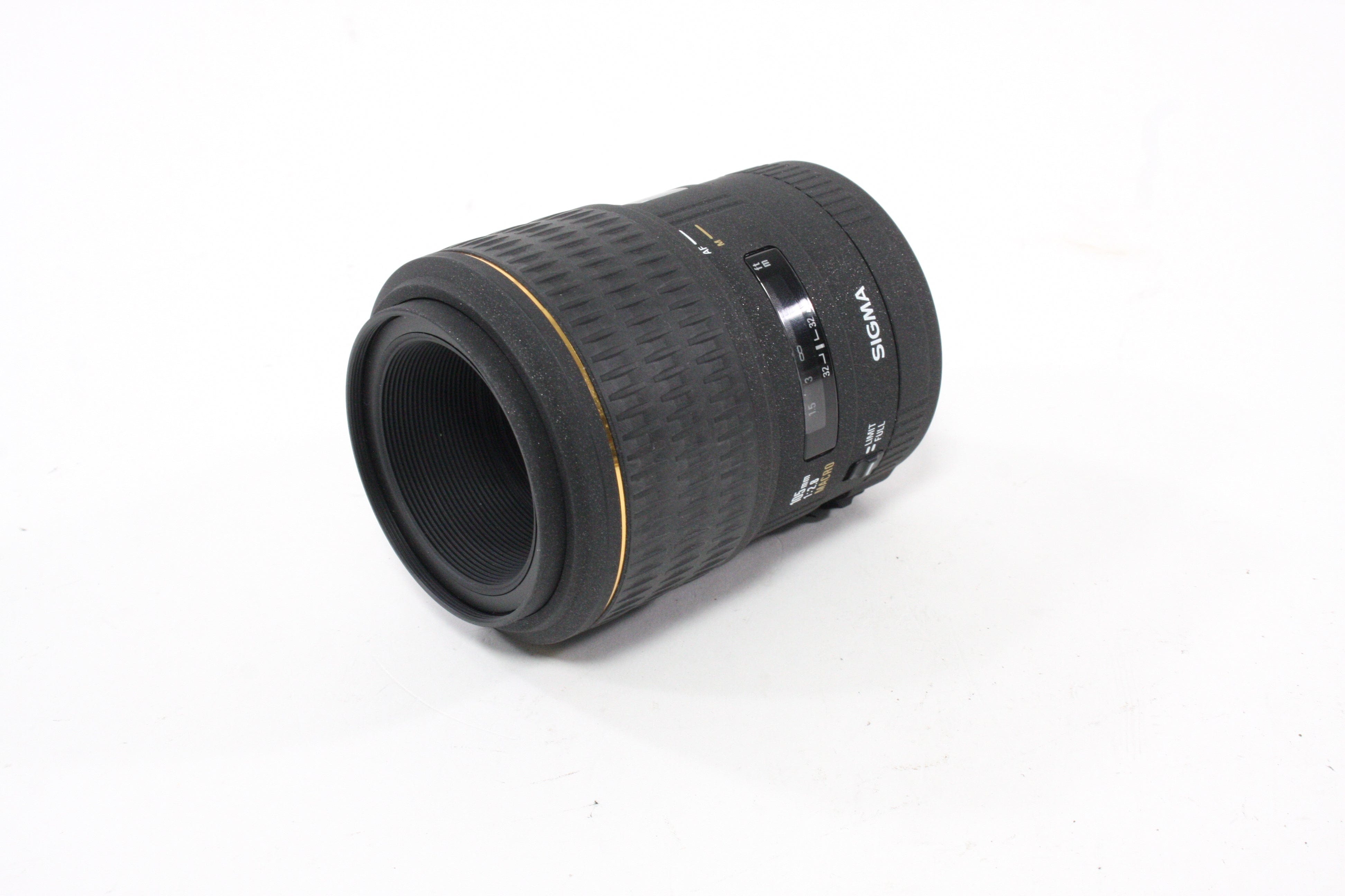 Sigma 105mm f/2.8 Macro Lens for Canon EF Mount