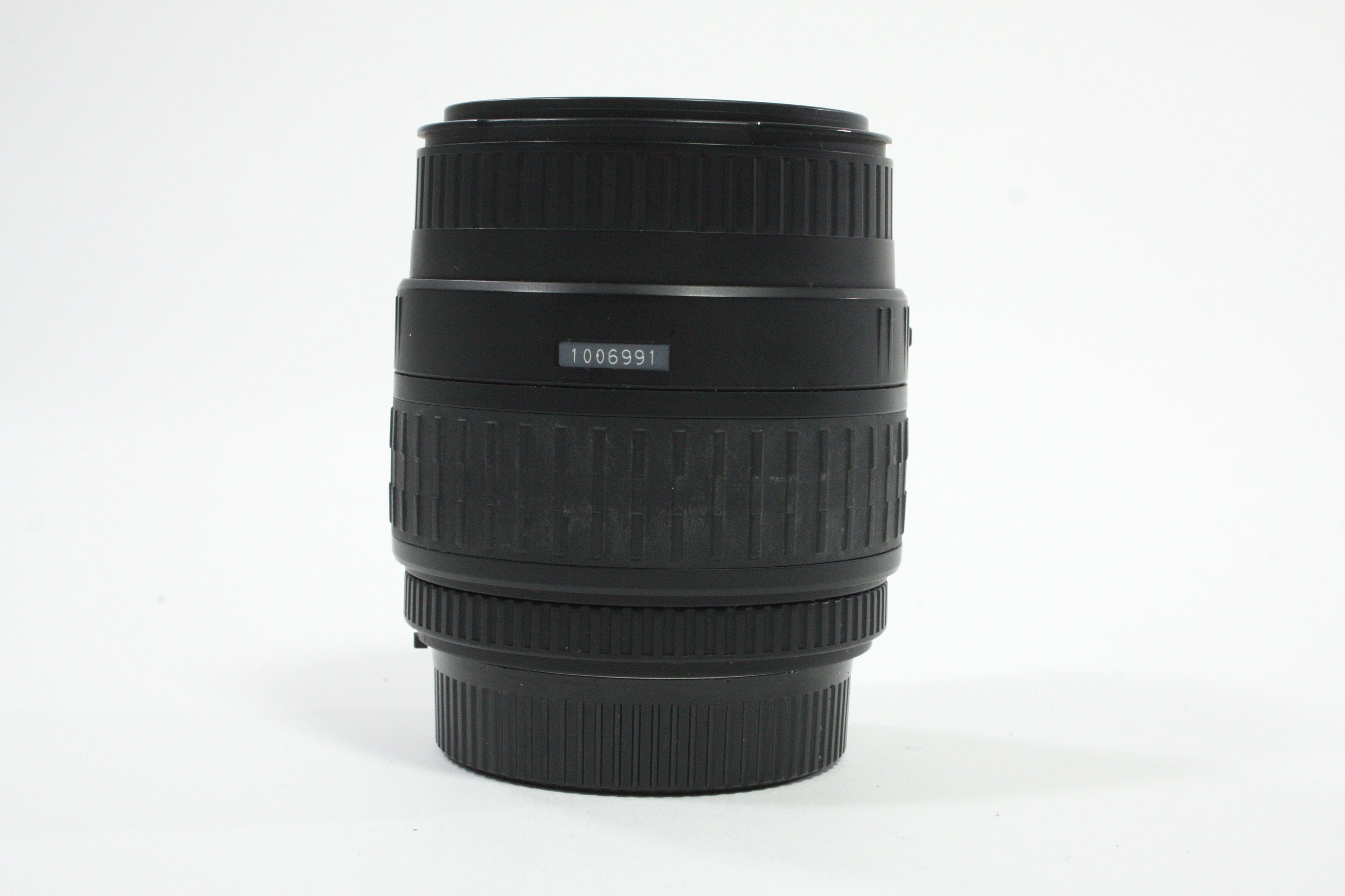 Sigma 28-80mm f/3.5-5.6 II Macro Aspherical for Nikon F Mount