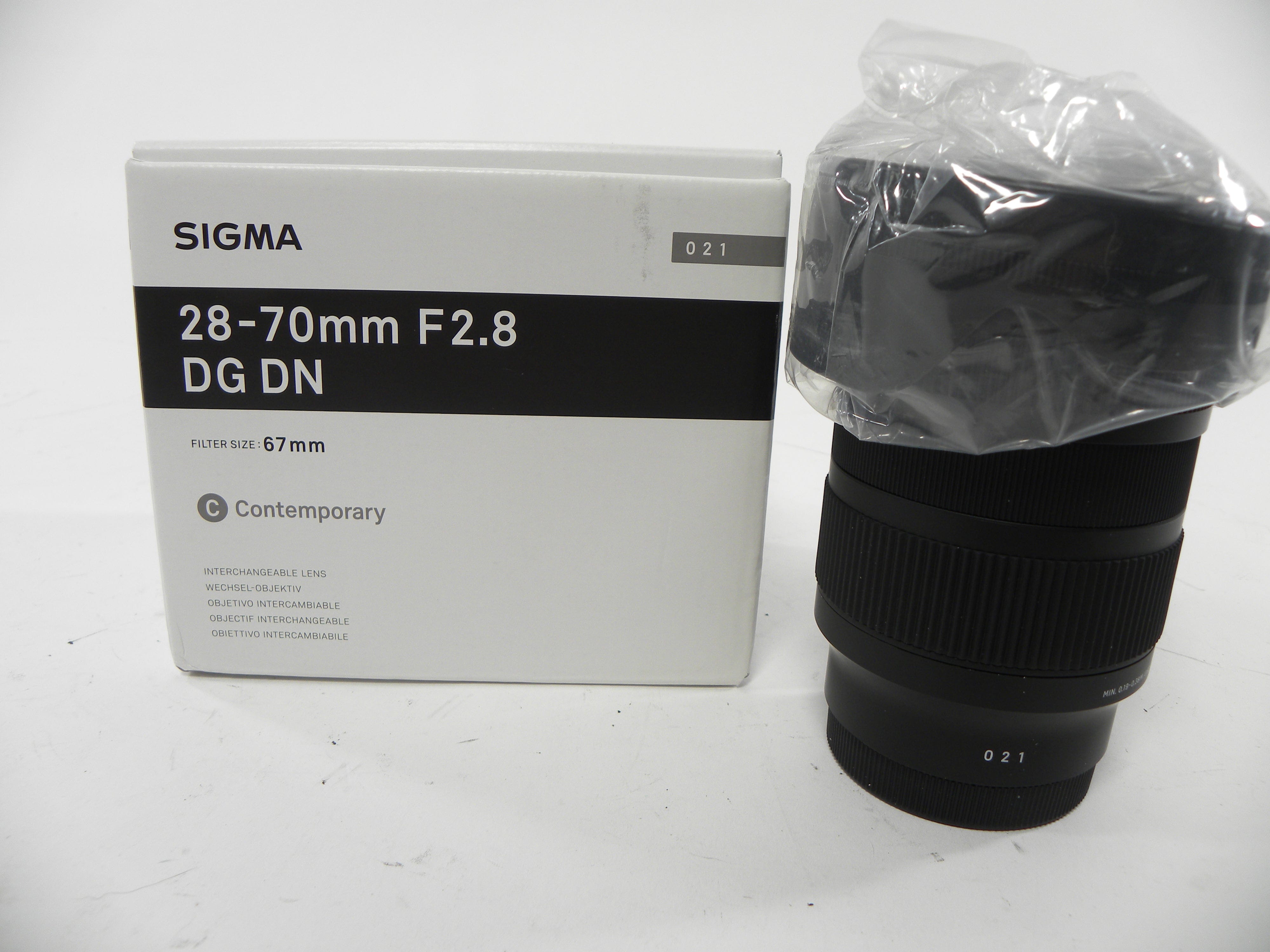 Sigma DG DN Contemporary 28-70mm f2.8 Sony E Mount lens