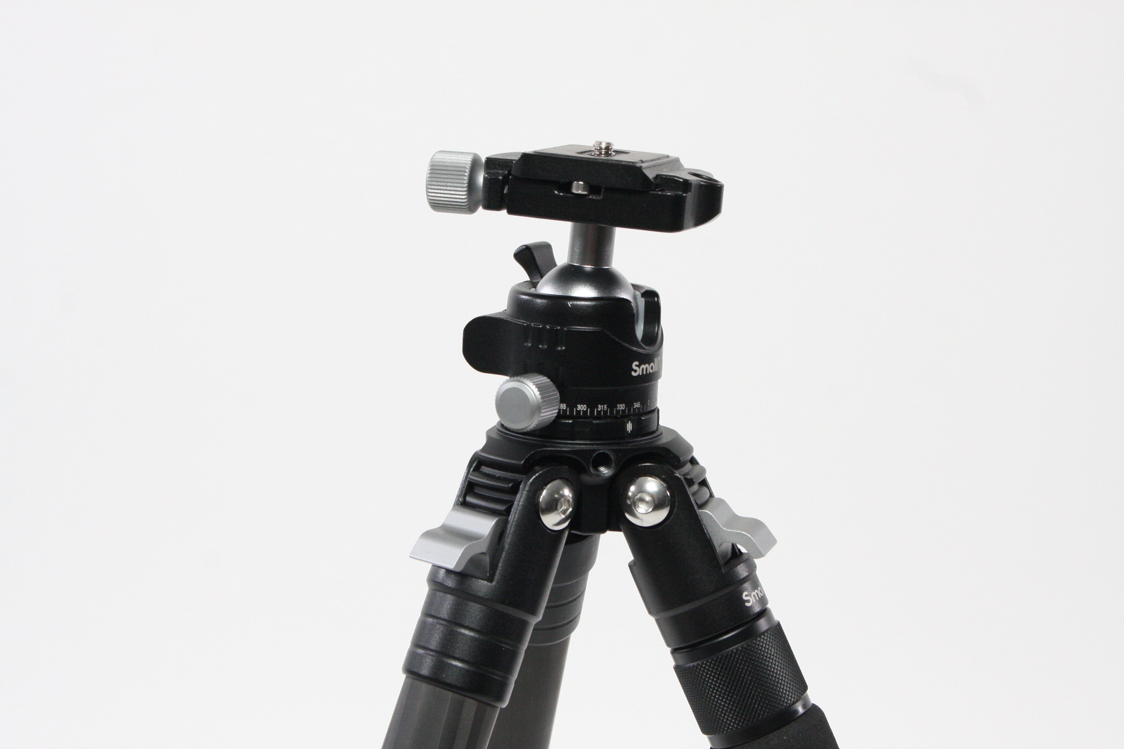 SmallRig Carbon Fiber Tripod AP-10 ID: 4060