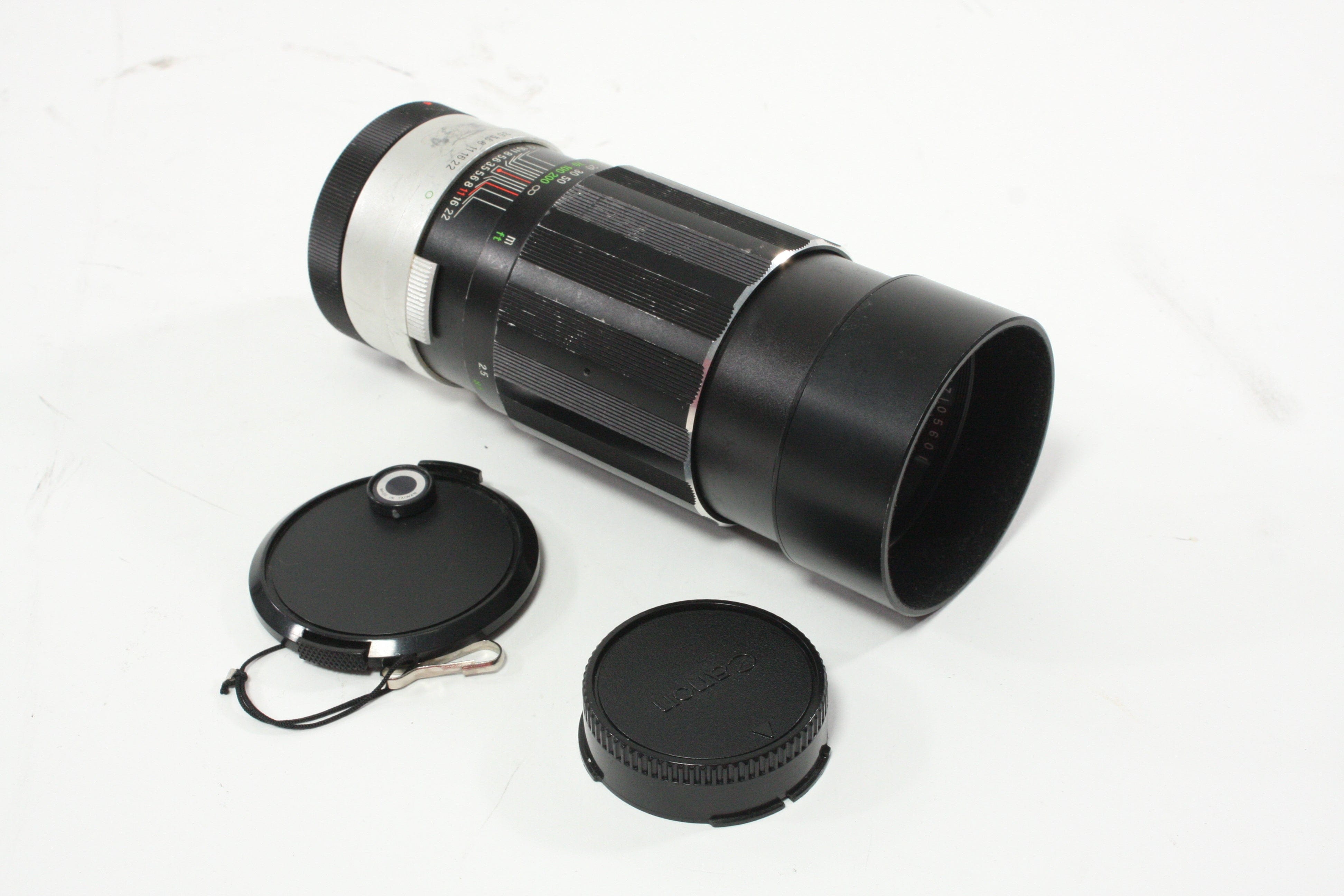 Soligor 200mm f/3.5 Lens for Canon FD Mount