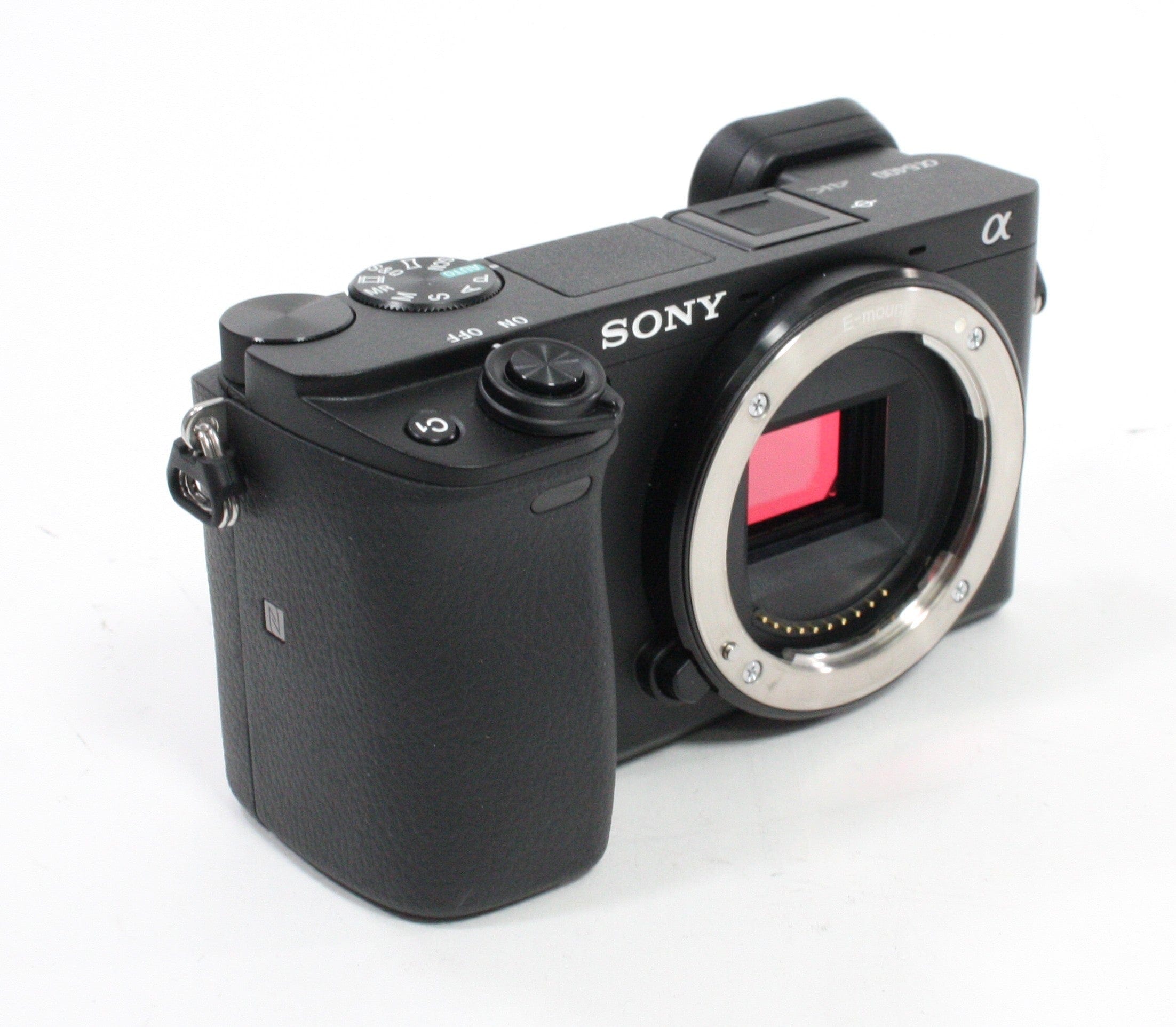 Sony 6400 Mirroless Digital Camera w 16-50mm f/3.5-5.6 & 3-Battery Charger Kit Shutter Count only 16