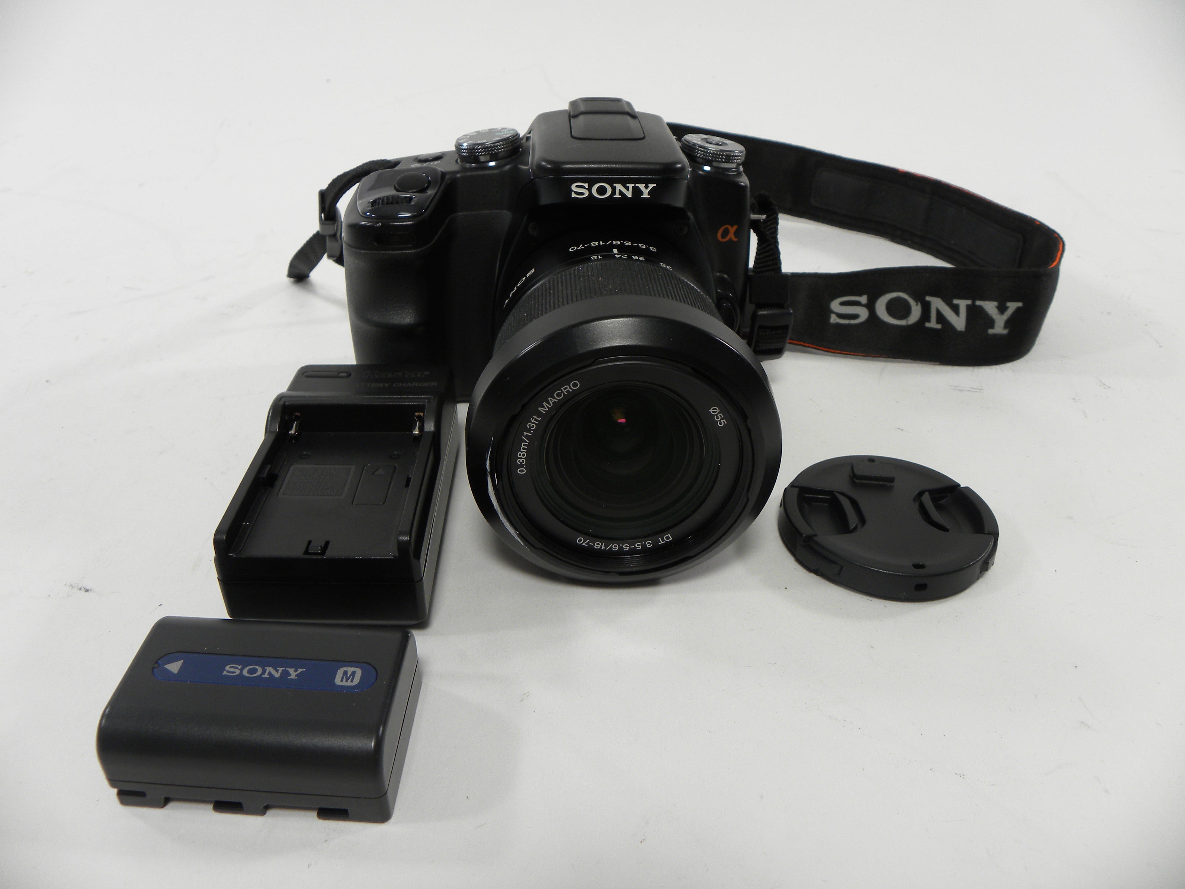 Sony a100 10.2mp Digital SLR w/Sony DT Macro 18-70mm f3.5-5.6