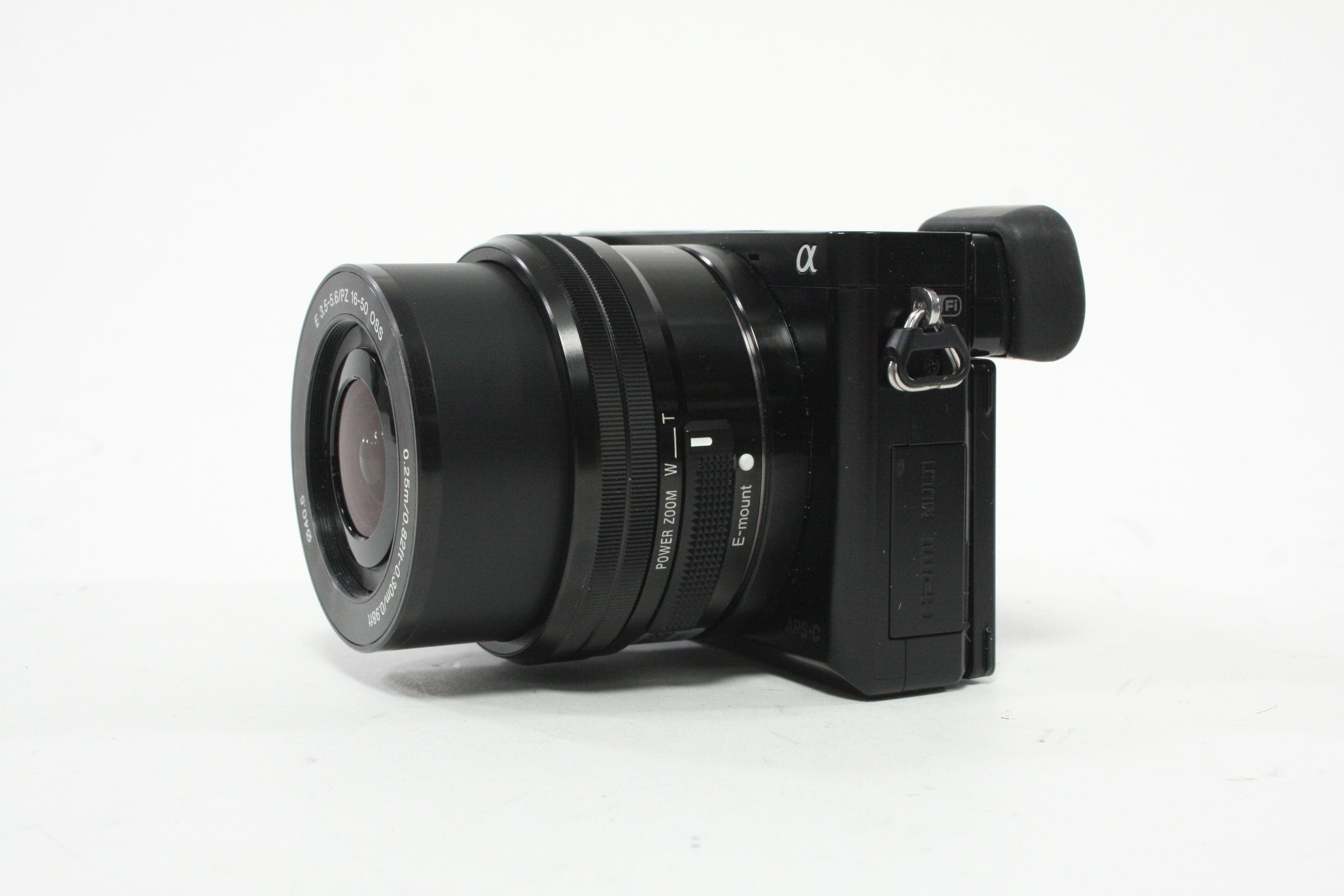 Sony a6000 Digital Mirrorless Camera with 16-50mm f/3.5-5.6 PZ with Shutter Count 11,094