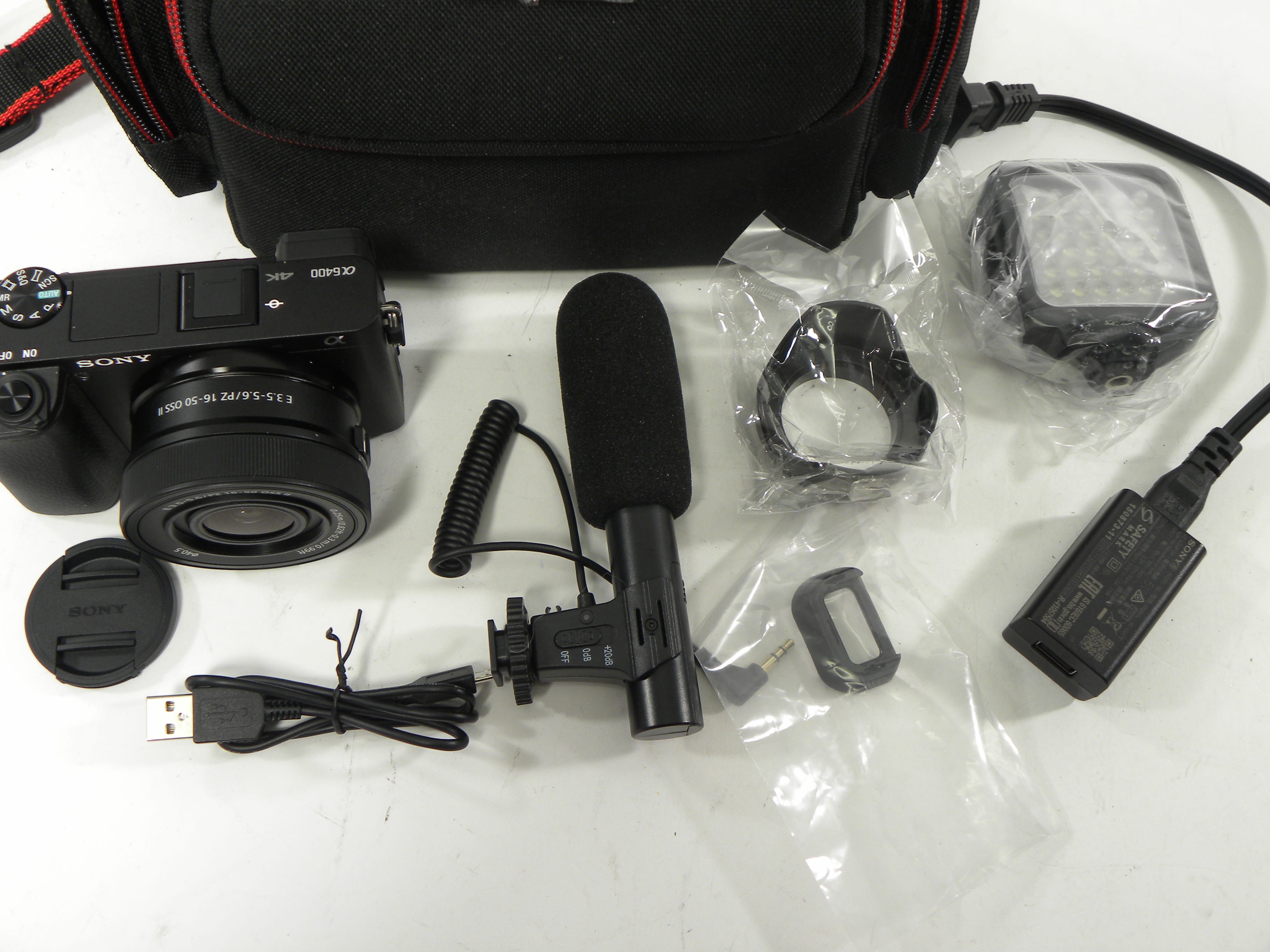 Sony a6400 24.2mp Mirrorless digital w/PZ II 16-50 OSS Shutter Ct. 32