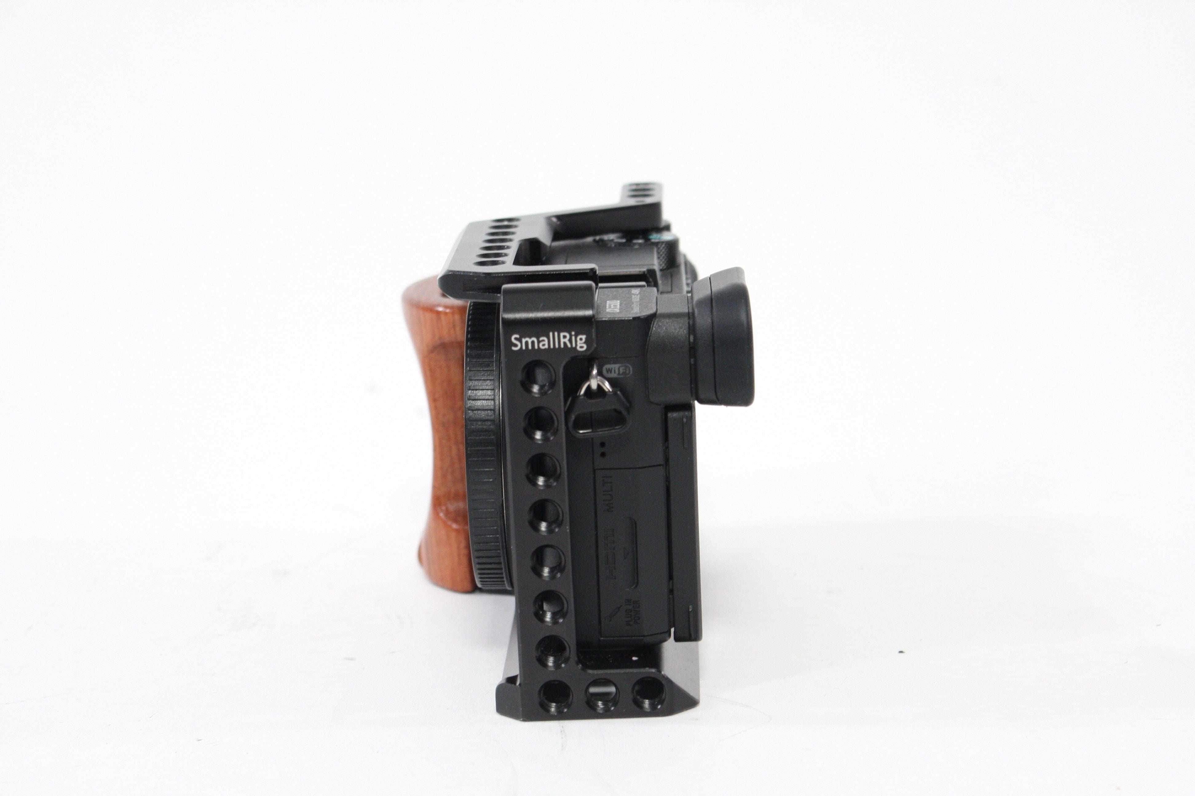 Sony a6500 w/ SmallRig Cage SC#15499
