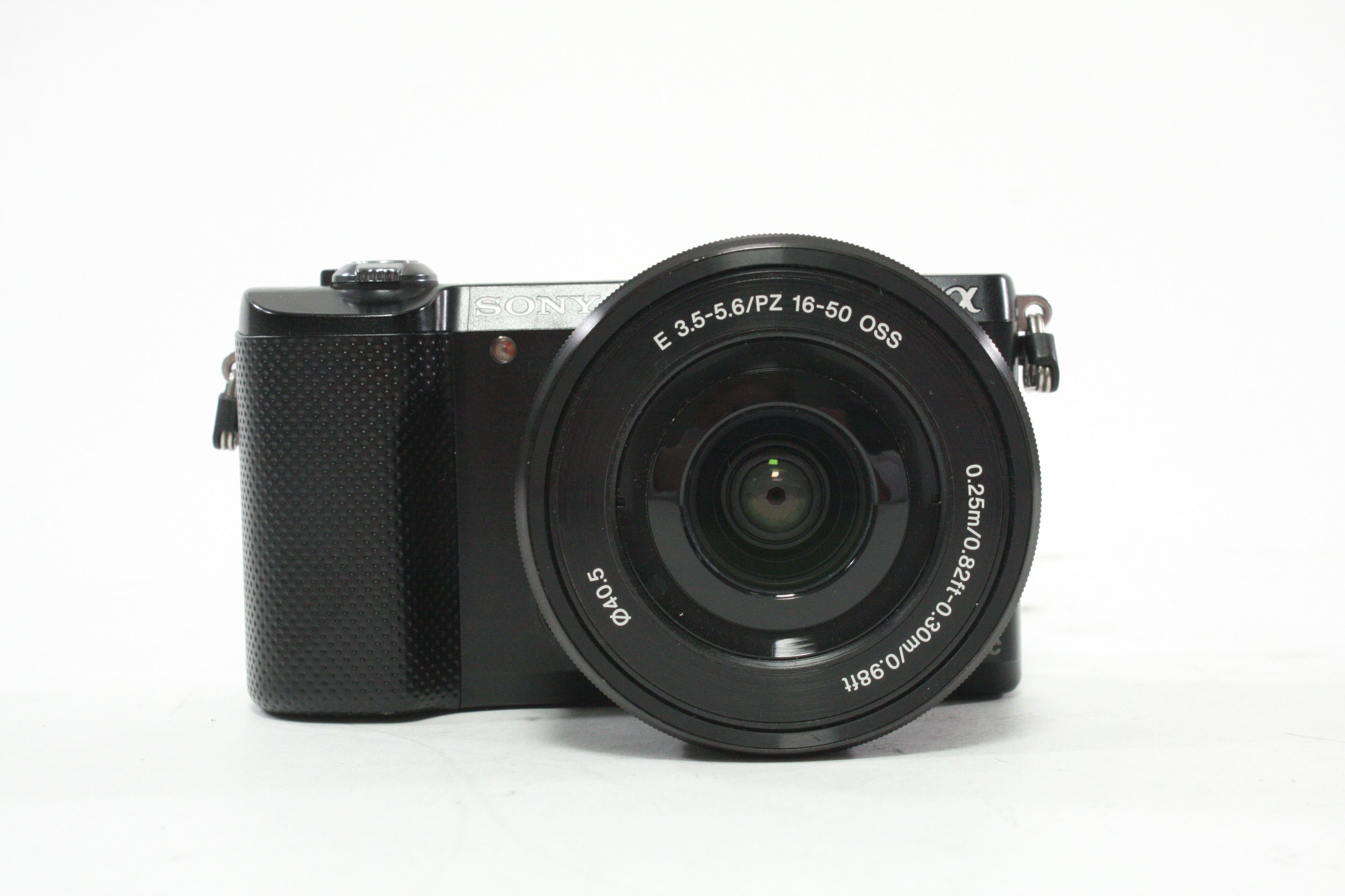 Sony Alpha a5000 Camera with 16-50mm f.3.5-5.6 Power Zoom Lens Shutter Count ONLY 768