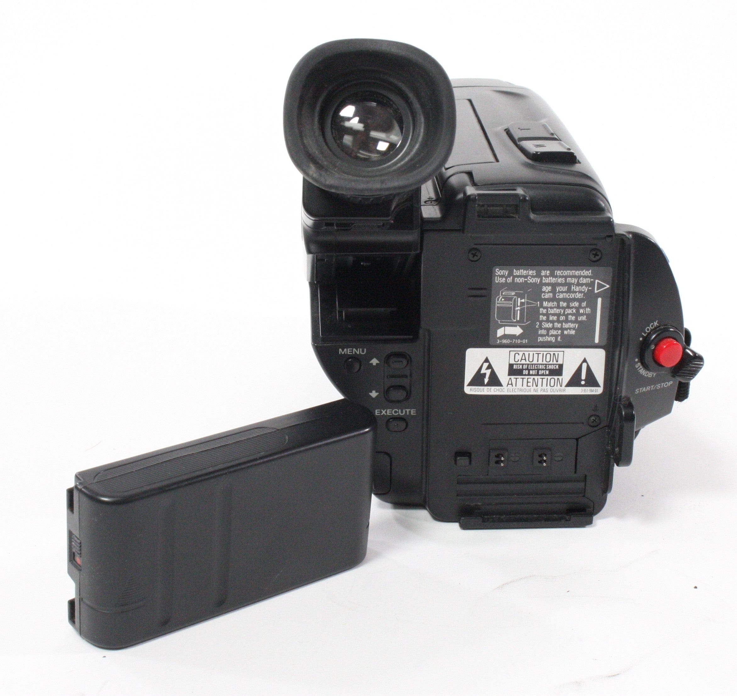 Sony CCD-TR23 Handyman Video 8 Camcorder