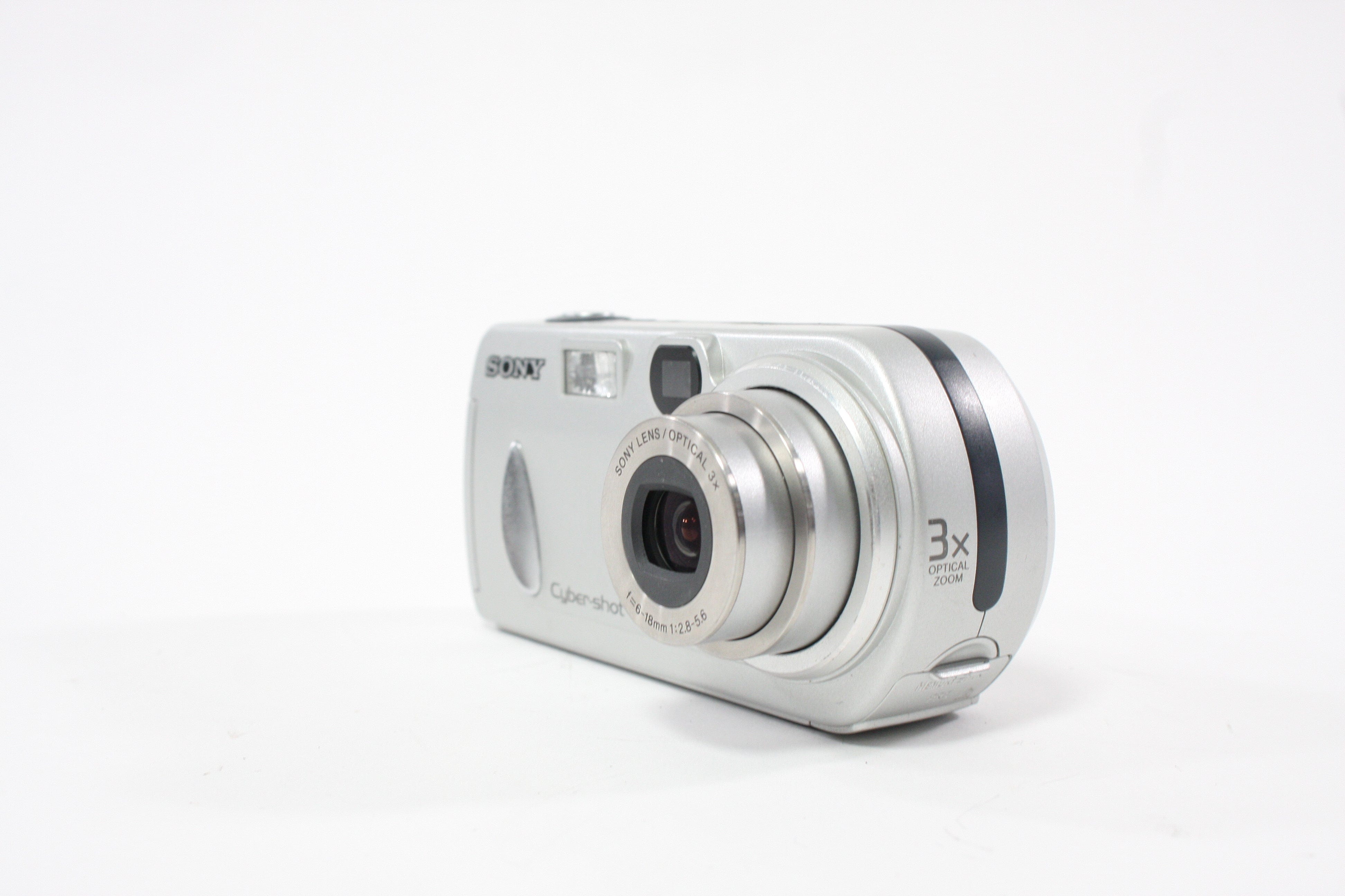 Sony Cyber-shot DSC-P72 Digital Camera 3x Zoom 3.2mp