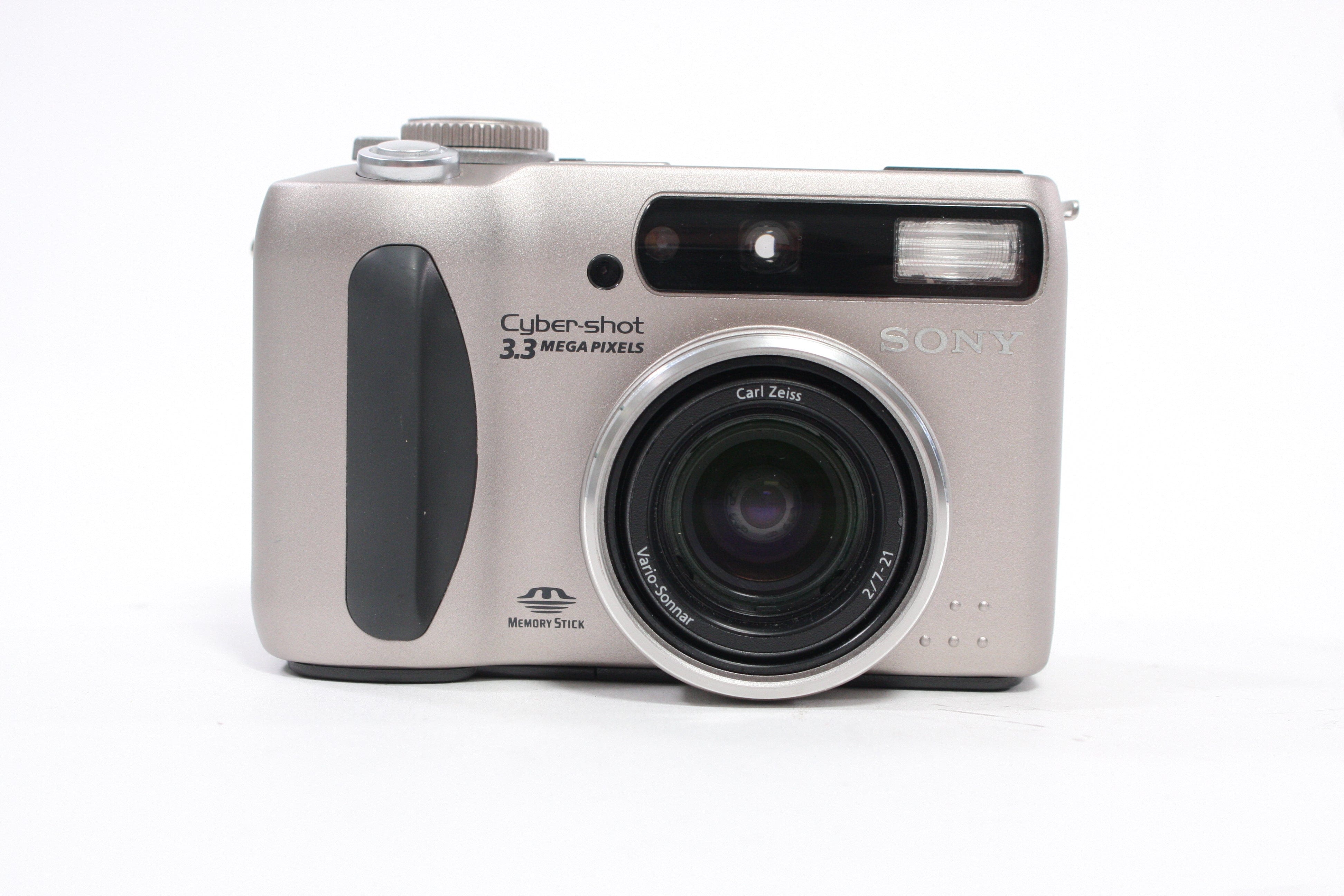 Sony Cyber-shot DSC-S75 Digital Point-and-Shoot Camera 6x Zoom 3.3mp