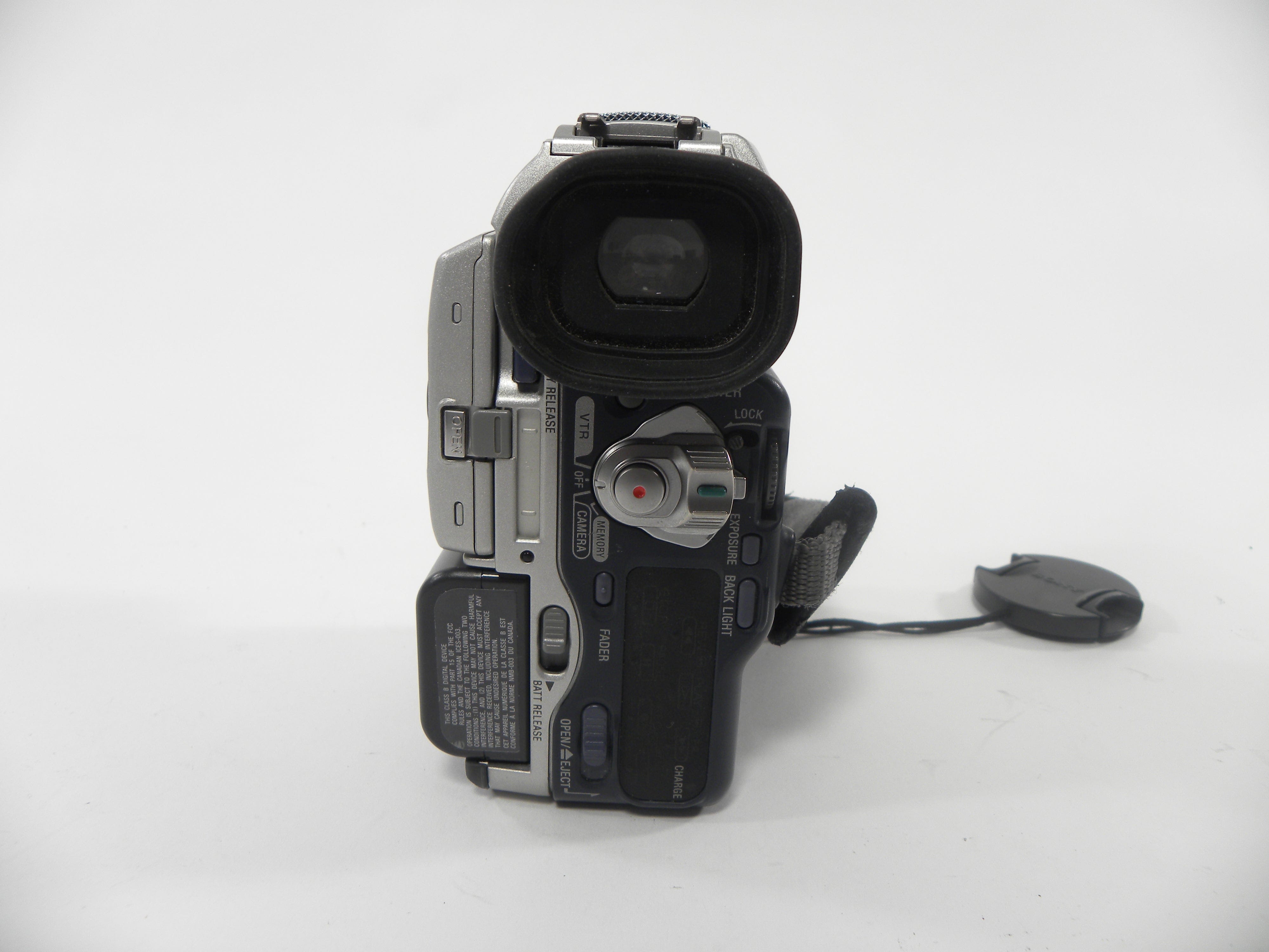 Sony Digital Handycam DCR-PC100 Mini DV