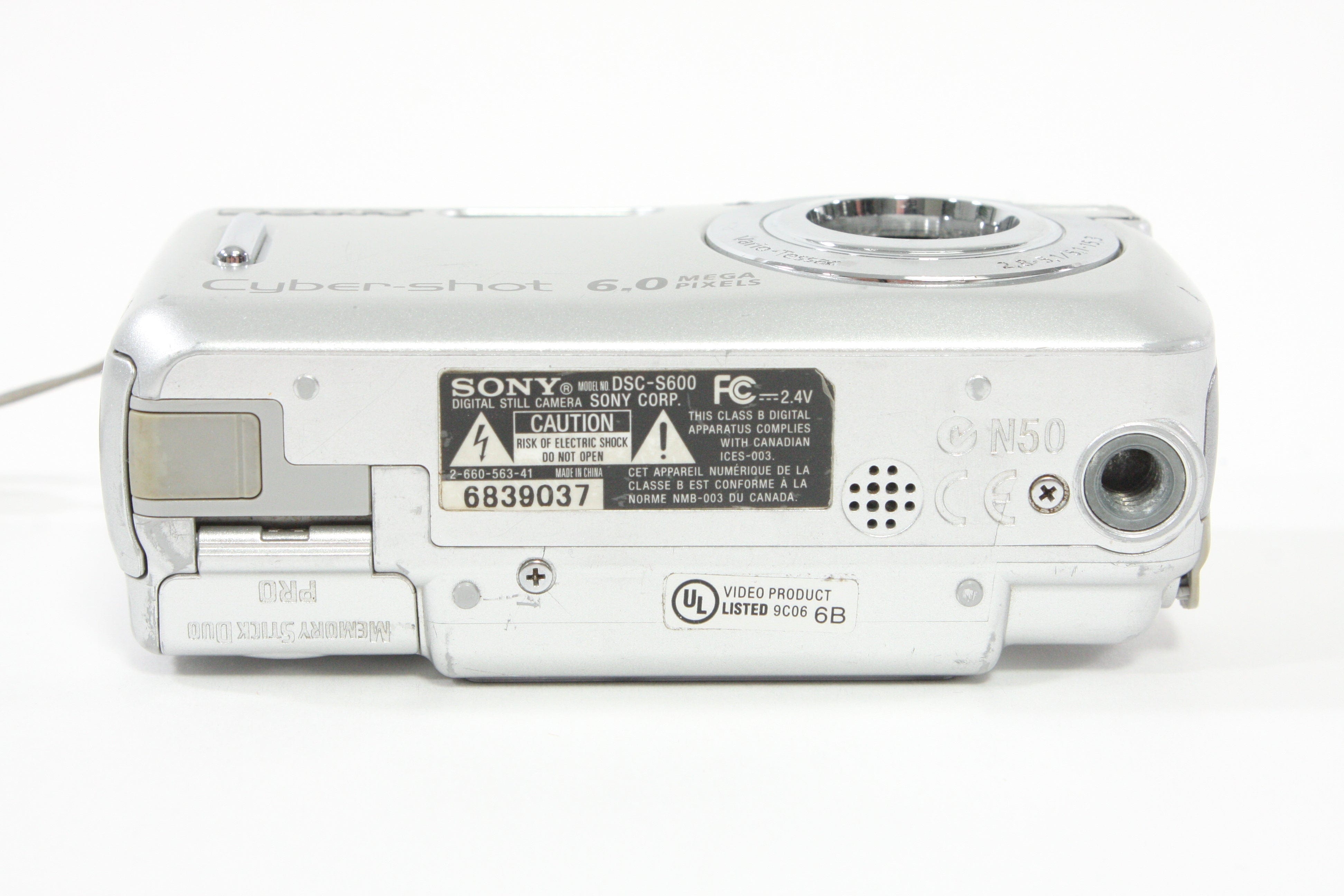 Sony DSC-5600 Digital Camera 6 MP