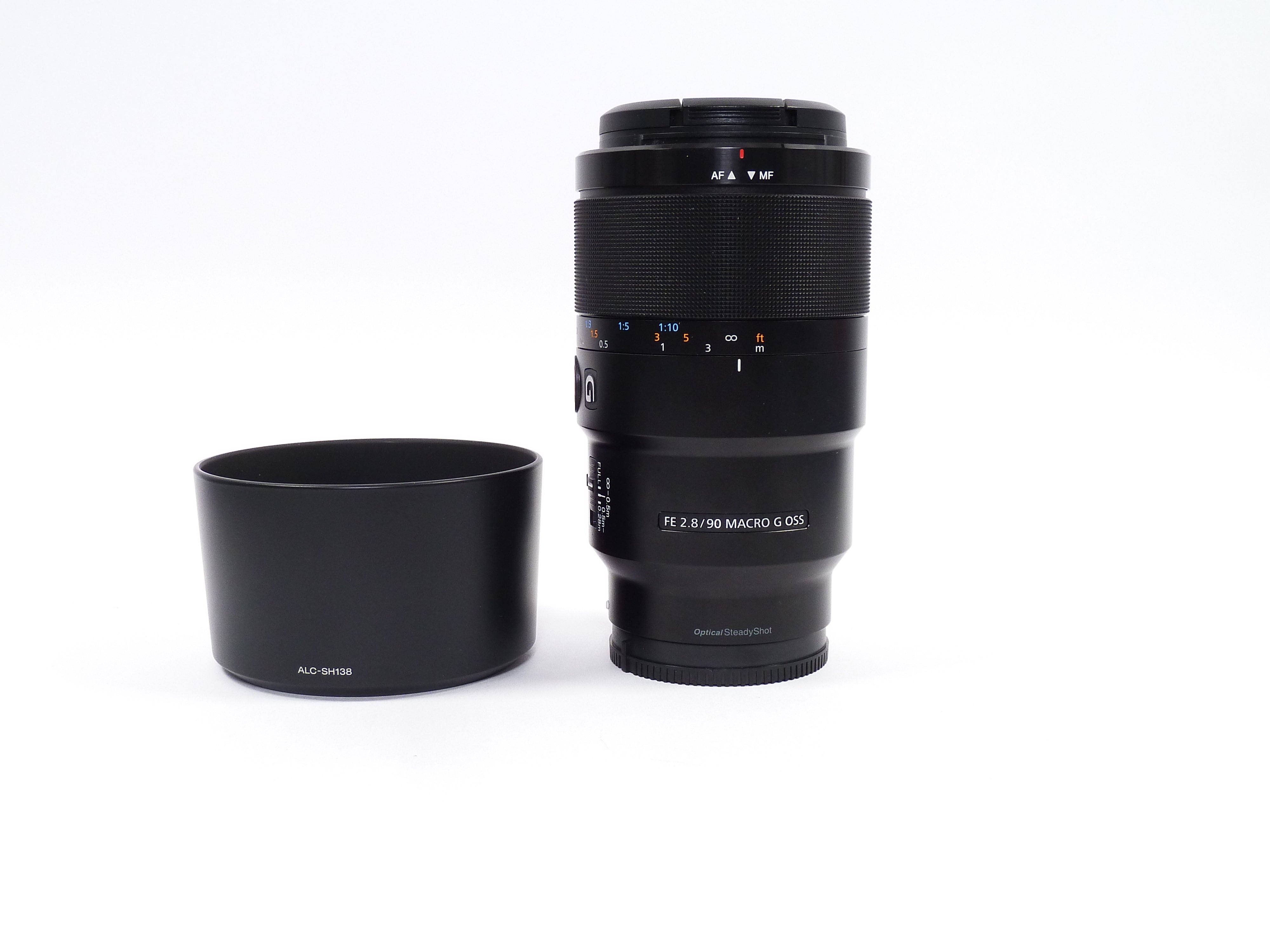 Sony FE 90mm F2.8 Macro Lens