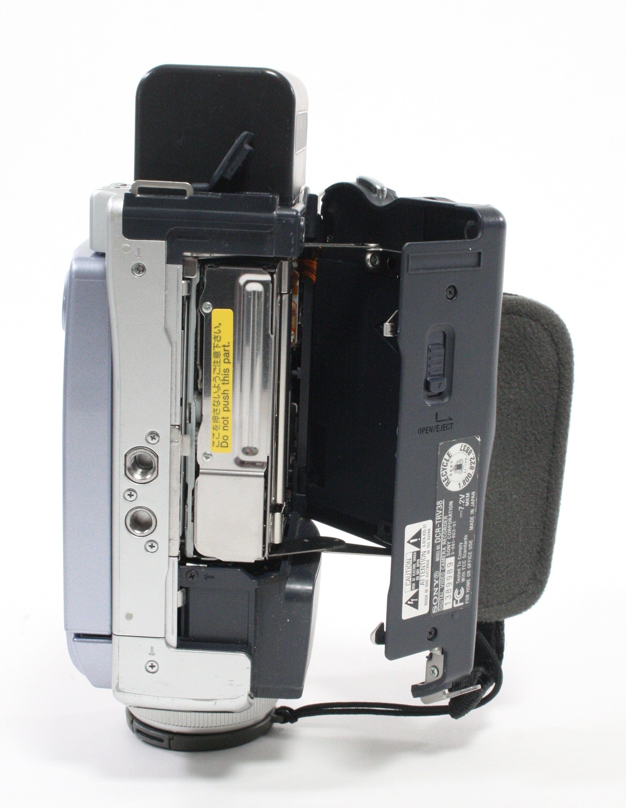 Sony Handycam DCS-TRV38 Camcorder
