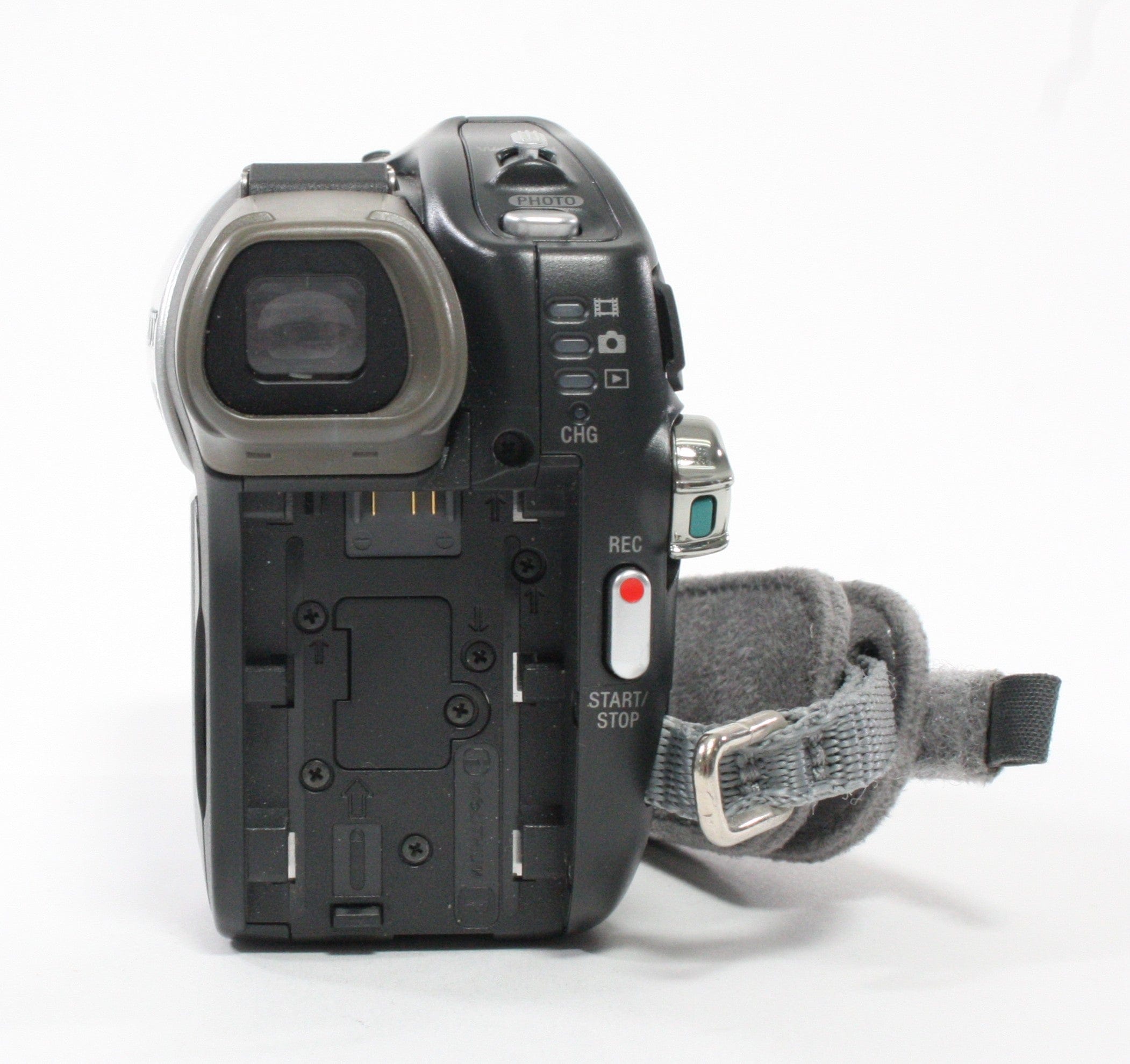 Sony Hanycam DCR-DVD103 Camcorder