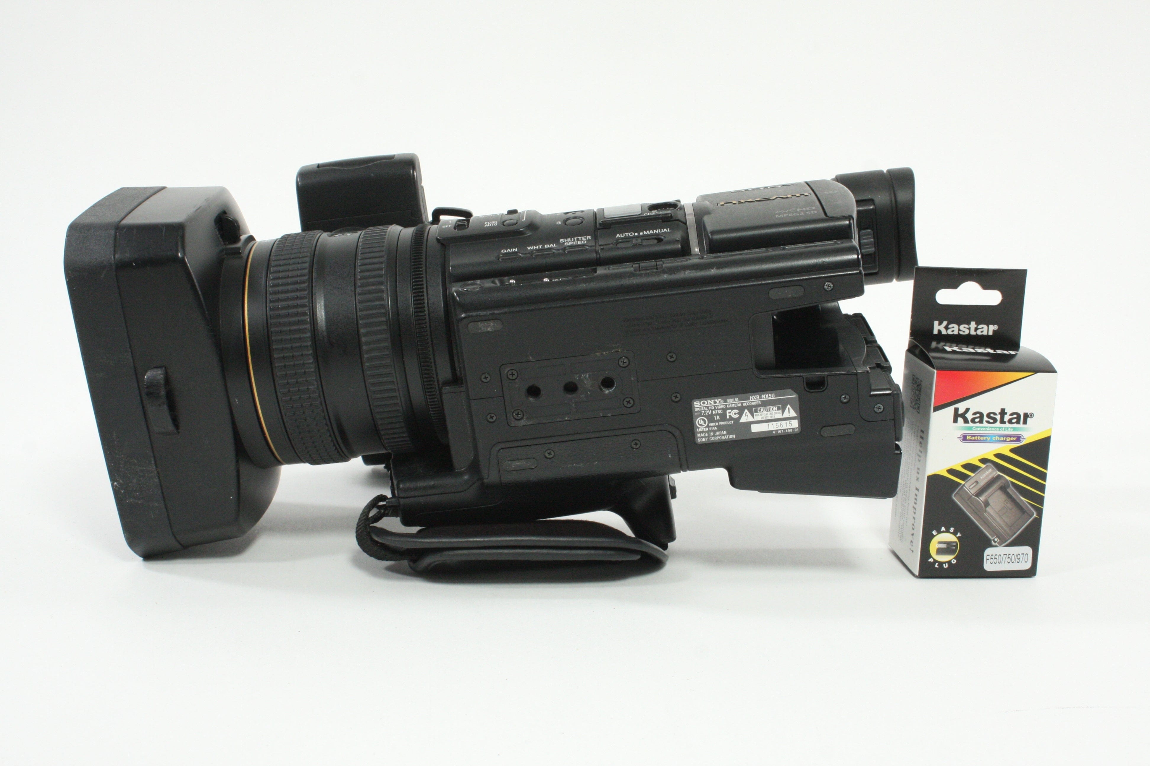 Sony HXR-NX5U NXCAM Professional Camcorder - 550  hours usage - Selling as-is.